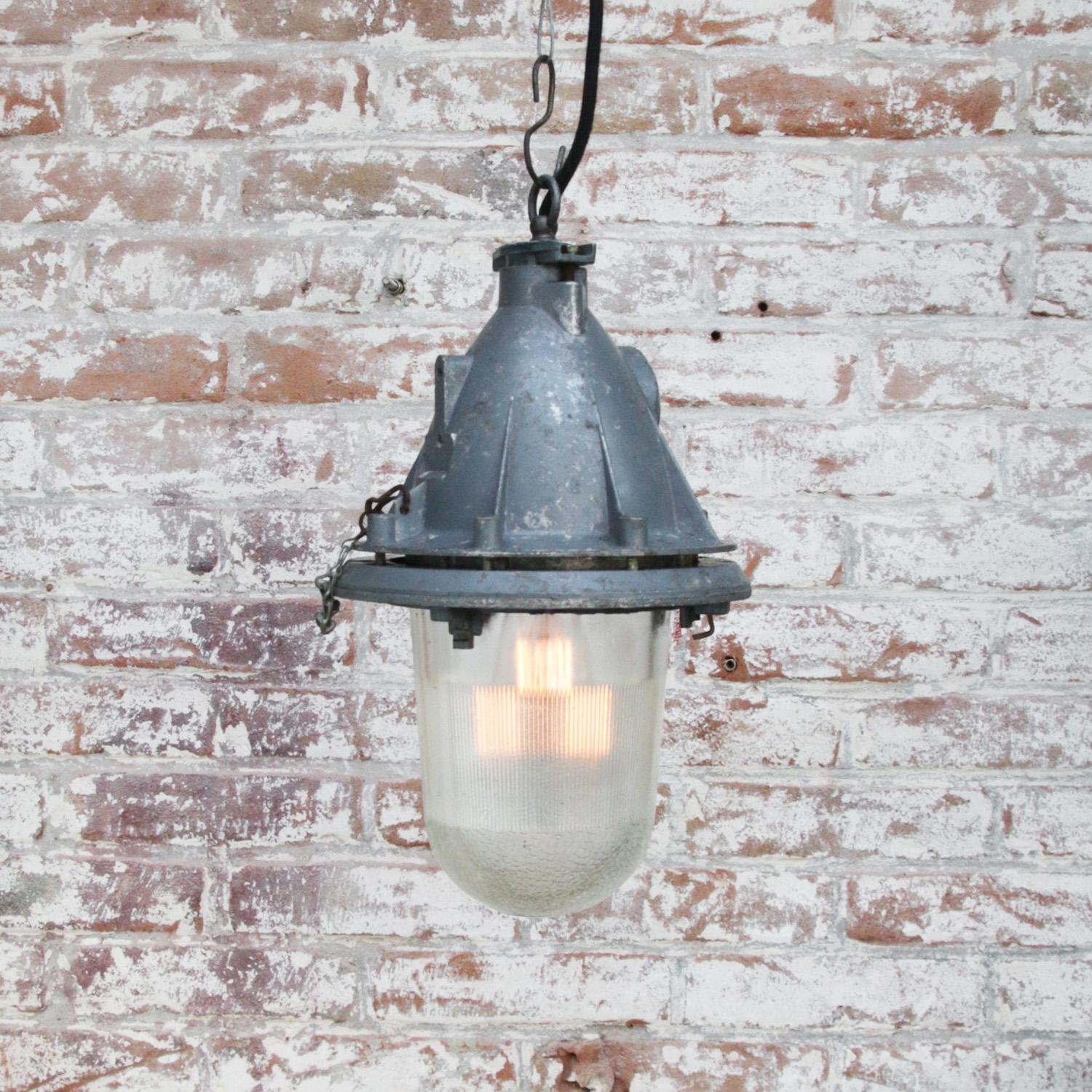 Cast Gray Vintage Industrial Clear Striped Glass Pendant Lights For Sale