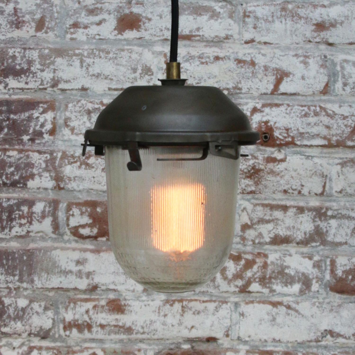 Gray Vintage Industrial Clear Striped Glass Pendant Lights In Good Condition For Sale In Amsterdam, NL