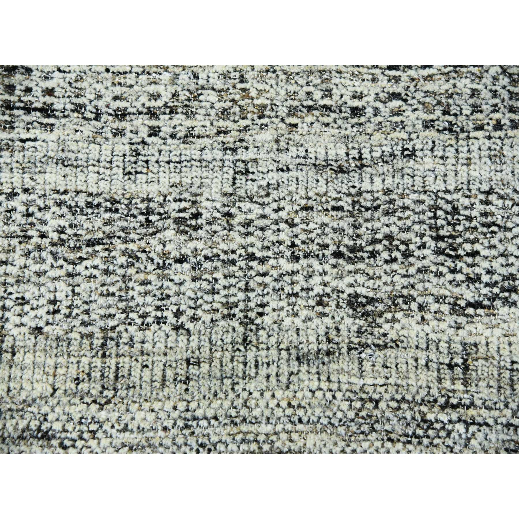 Handgeknüpfter Teppich aus reiner Wolle in Grau mit schwarzem, oxidiertem Gras-Design 12'2