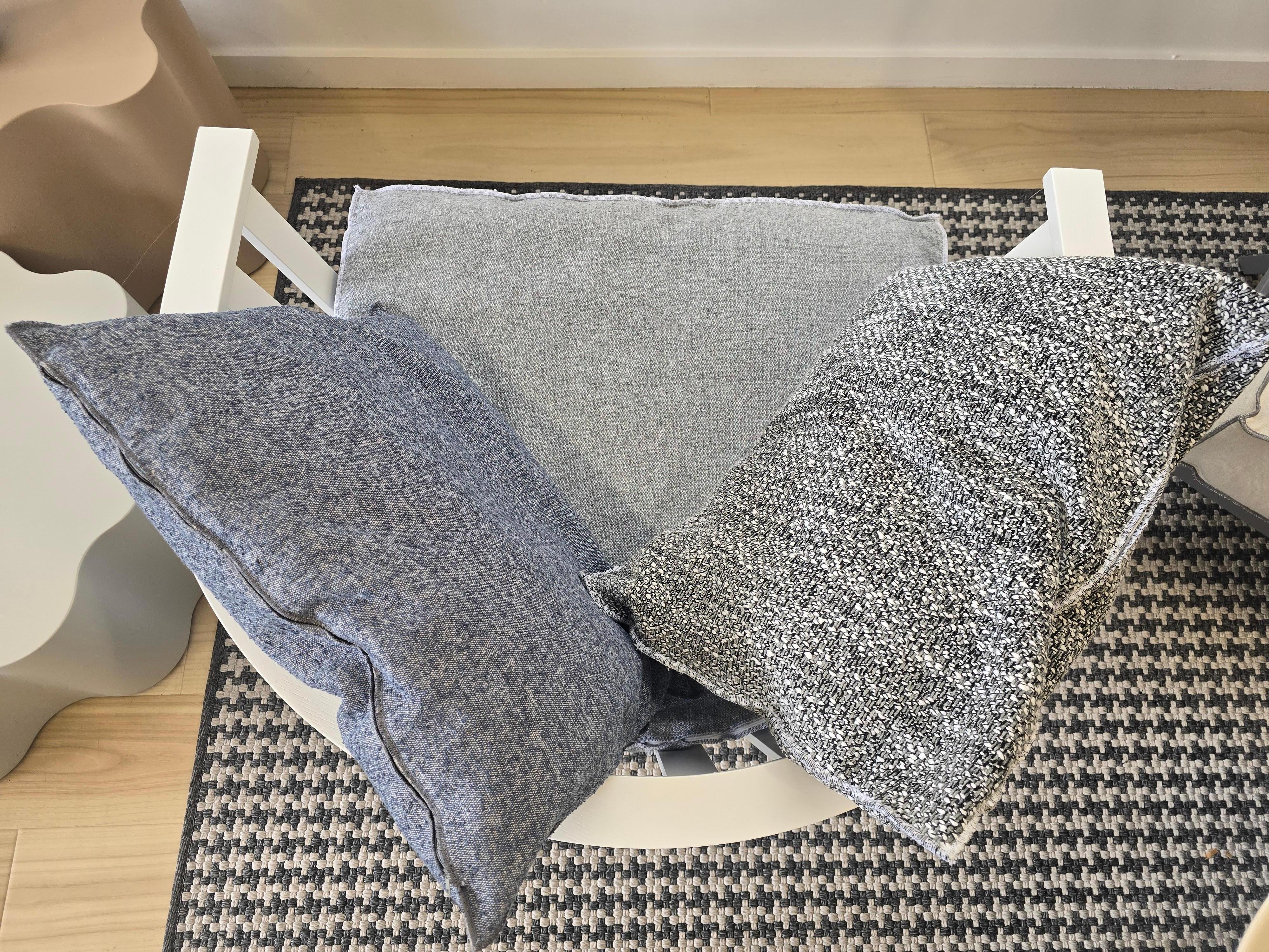 Gray Wooden Armchair *Showroom sample im Angebot 1