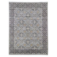 Tapis gris en laine et soie à motifs de médaillons d'inspiration moghole, fait à la main 9'1'' x 12''.