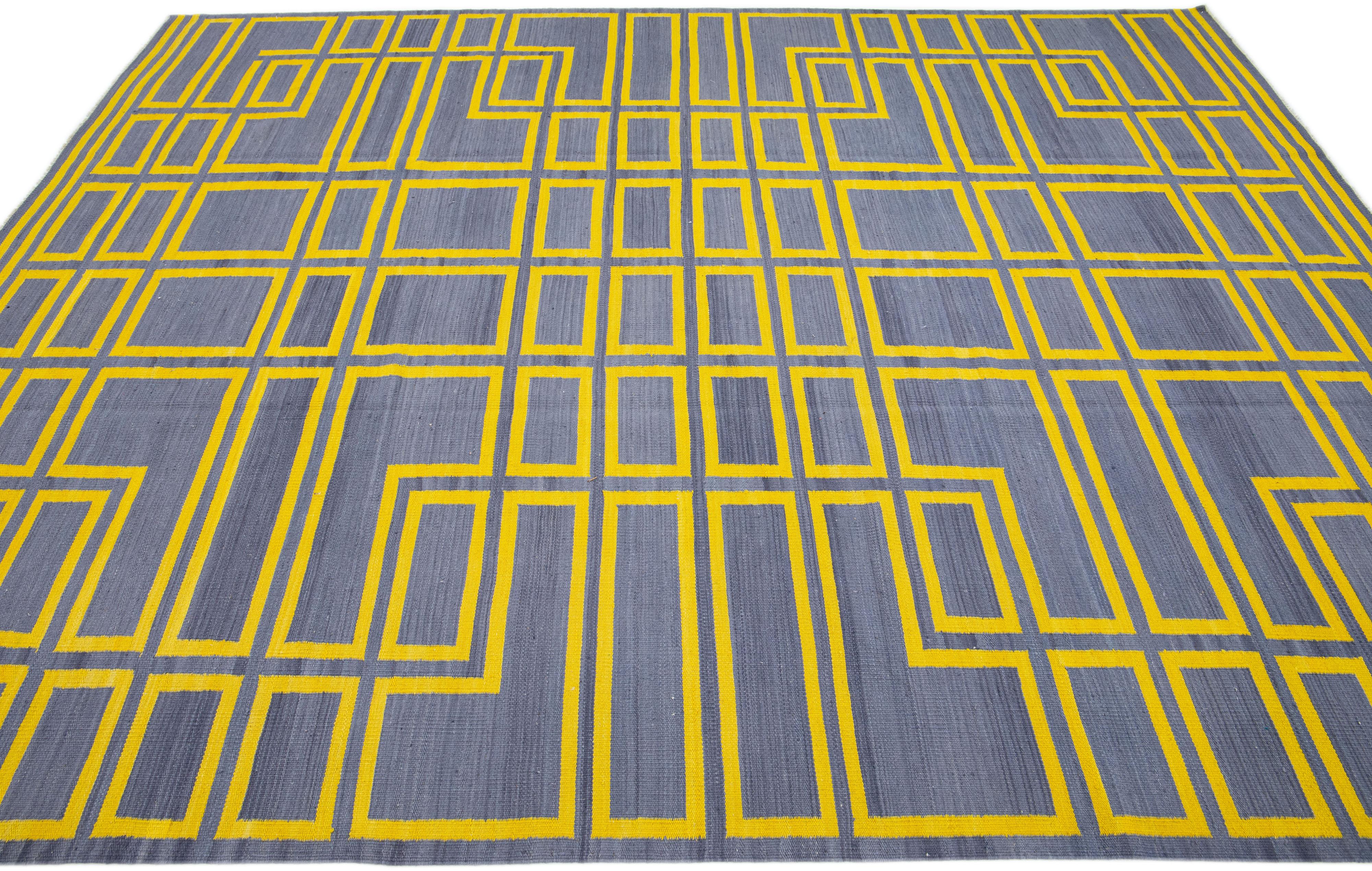 Gray & Yellow Flatweave Kilim Turkish Wool Rug with Geometric Motif In New Condition For Sale In Norwalk, CT
