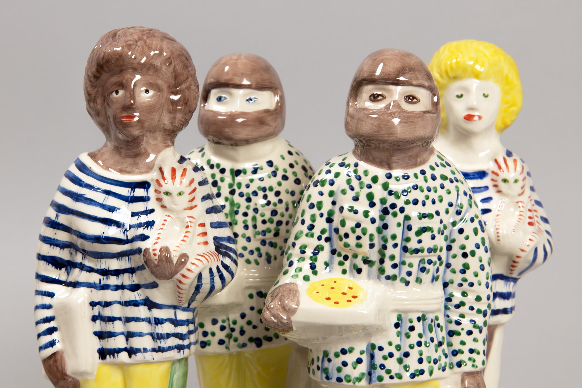 Grayson Perry, Trabajador a Domicilio y Trabajador Clave Figuras de Staffordshire - Obra de cerámica en venta 4