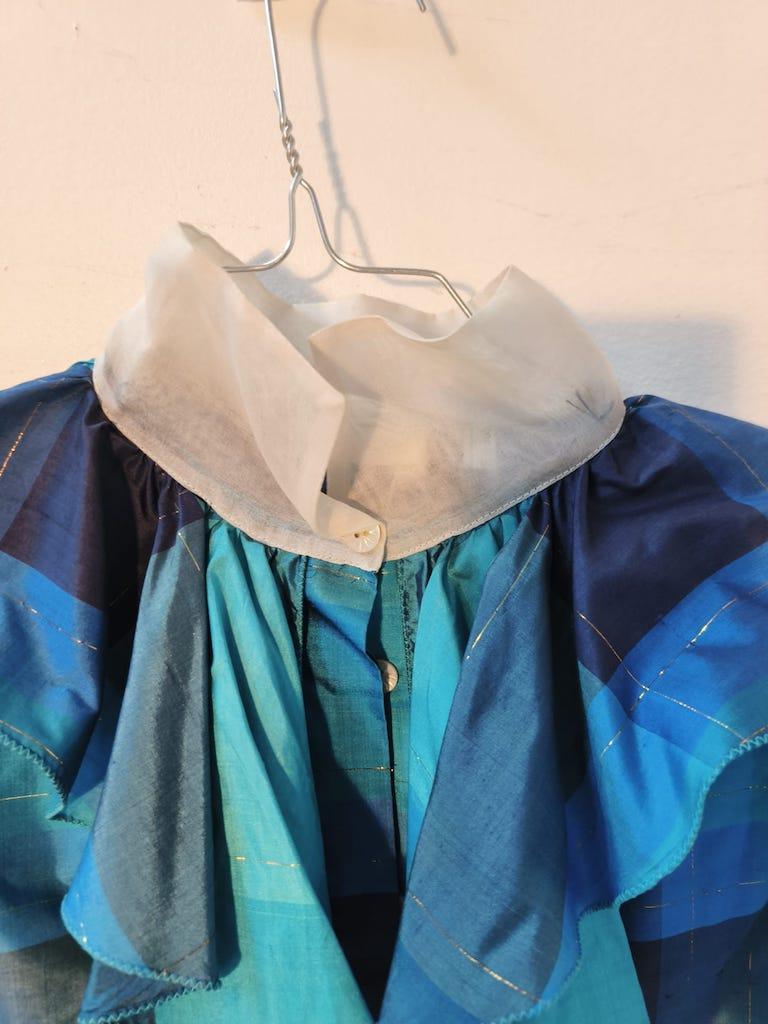 Grazia Fava Milan Silk Ruffle Blouse with Organza Collar, 1970s-1980s In Good Condition For Sale In Milano, IT