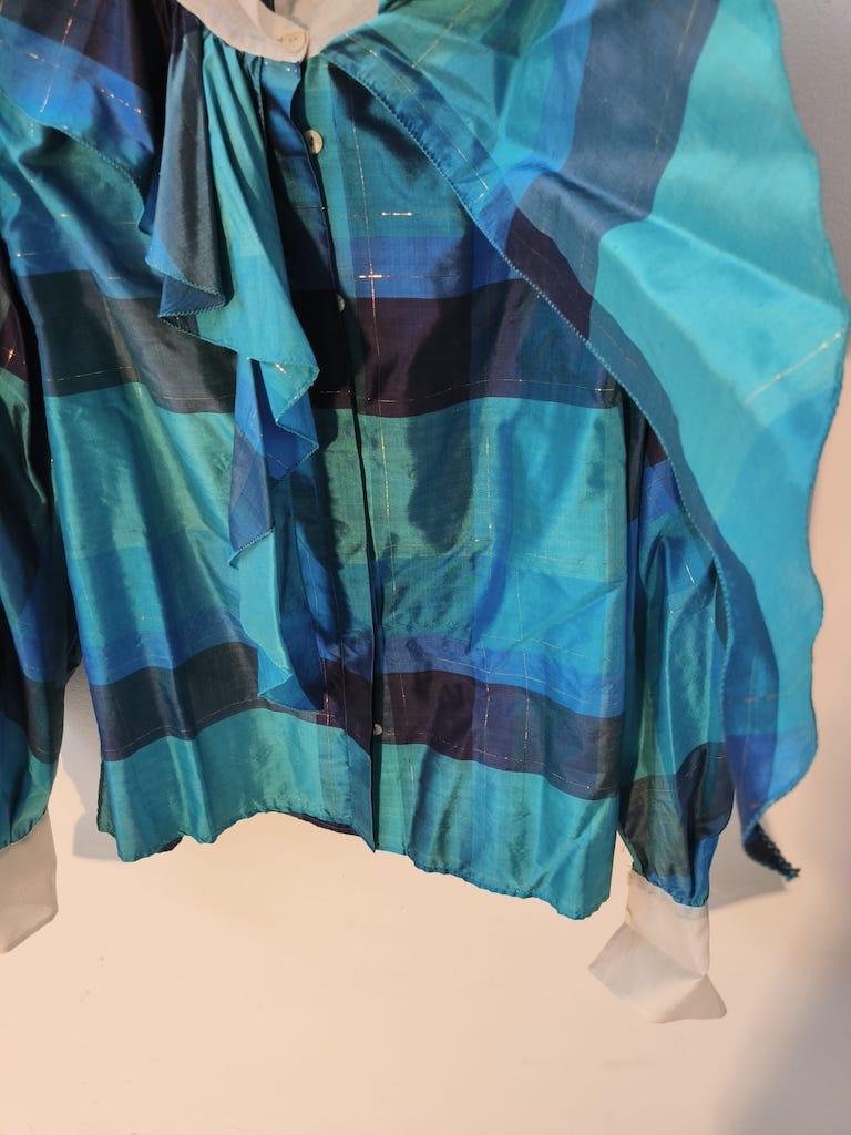 Grazia Fava Milan Silk Ruffle Blouse with Organza Collar, 1970s-1980s For Sale 3