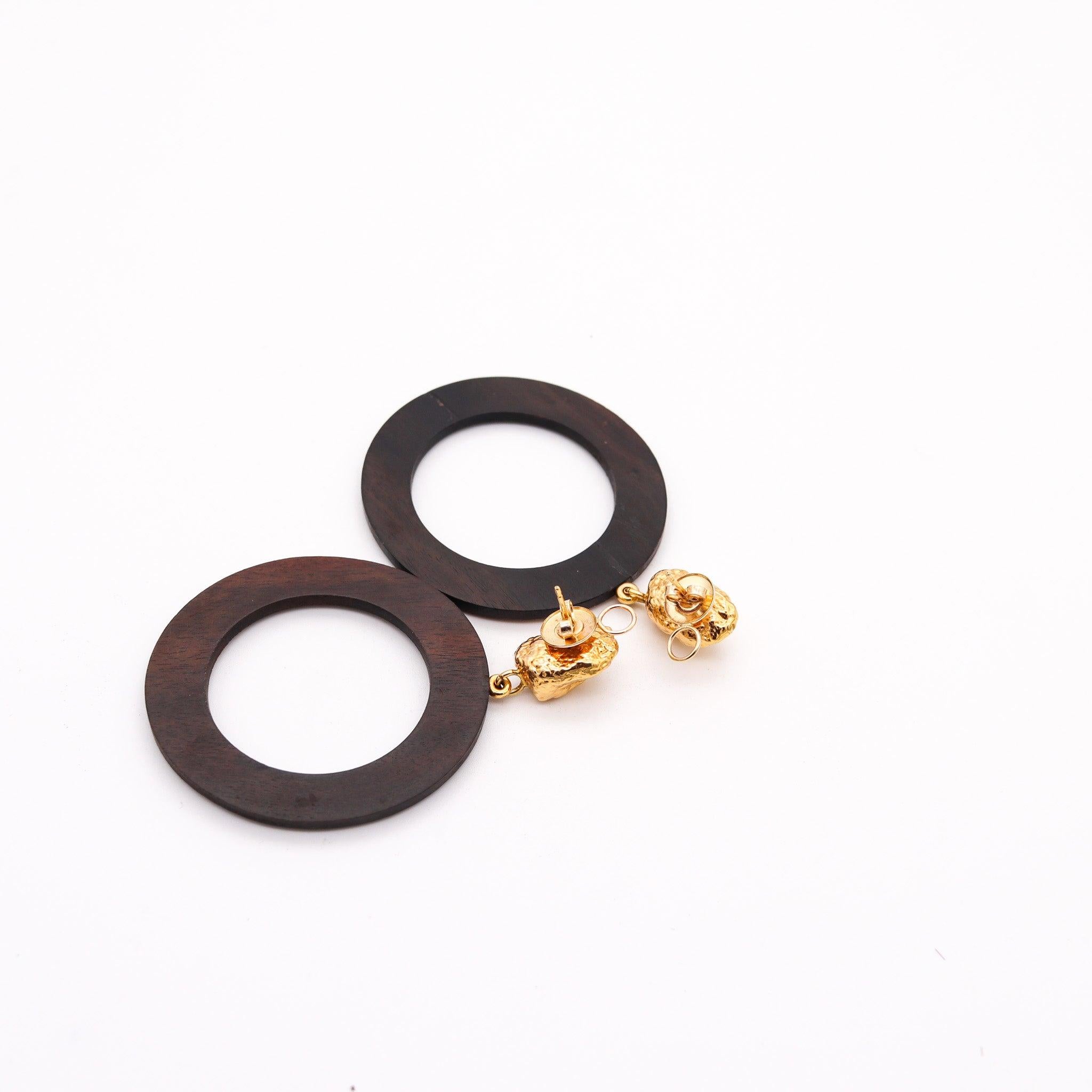 GRAZIA & MARICA VOZZA Circles Ebony-Wood Dangle Earrings In 18Kt Yellow Gold For Sale 3