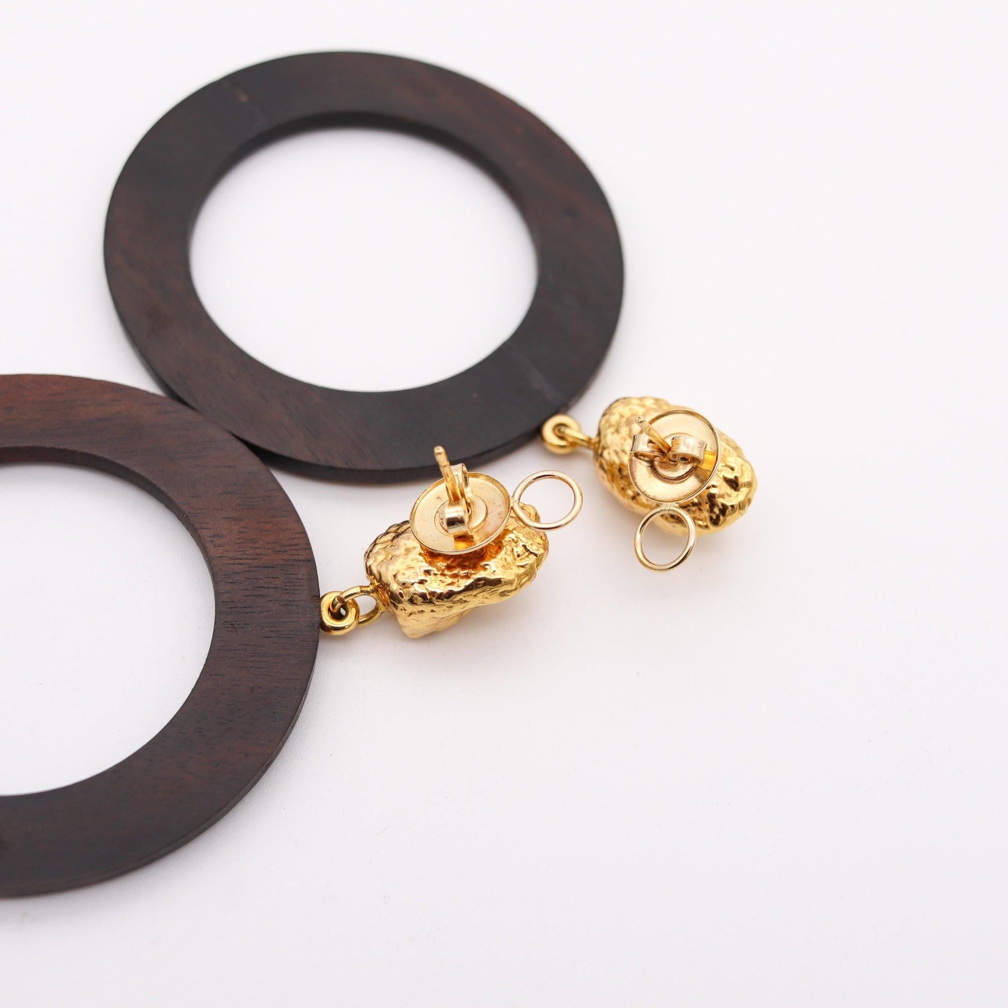 GRAZIA & MARICA VOZZA Circles Ebony-Wood Dangle Earrings In 18Kt Yellow Gold For Sale 4