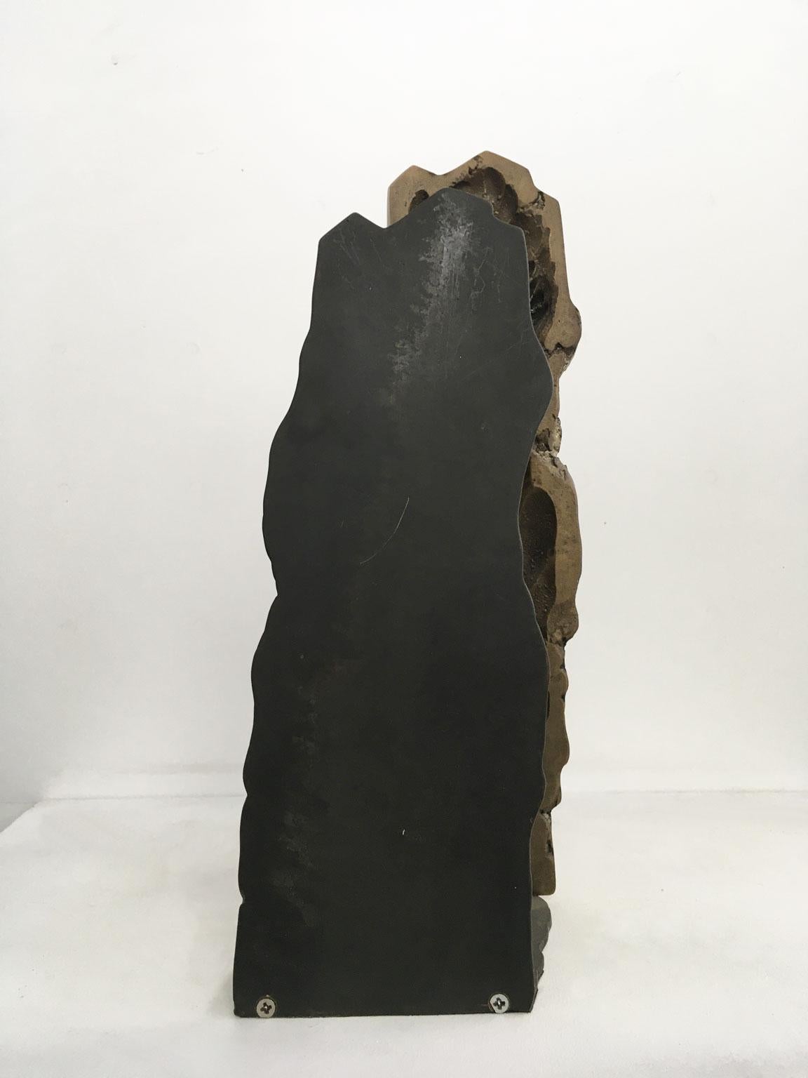 Sculpture abstraite en bronze Paesaggio con Ombra de Graziano Pompili, Italie, 1979 en vente 9