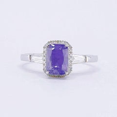 GRC Certified 1.09 CT Color-Changing Sapphire 18K White Gold Ring with Diamonds