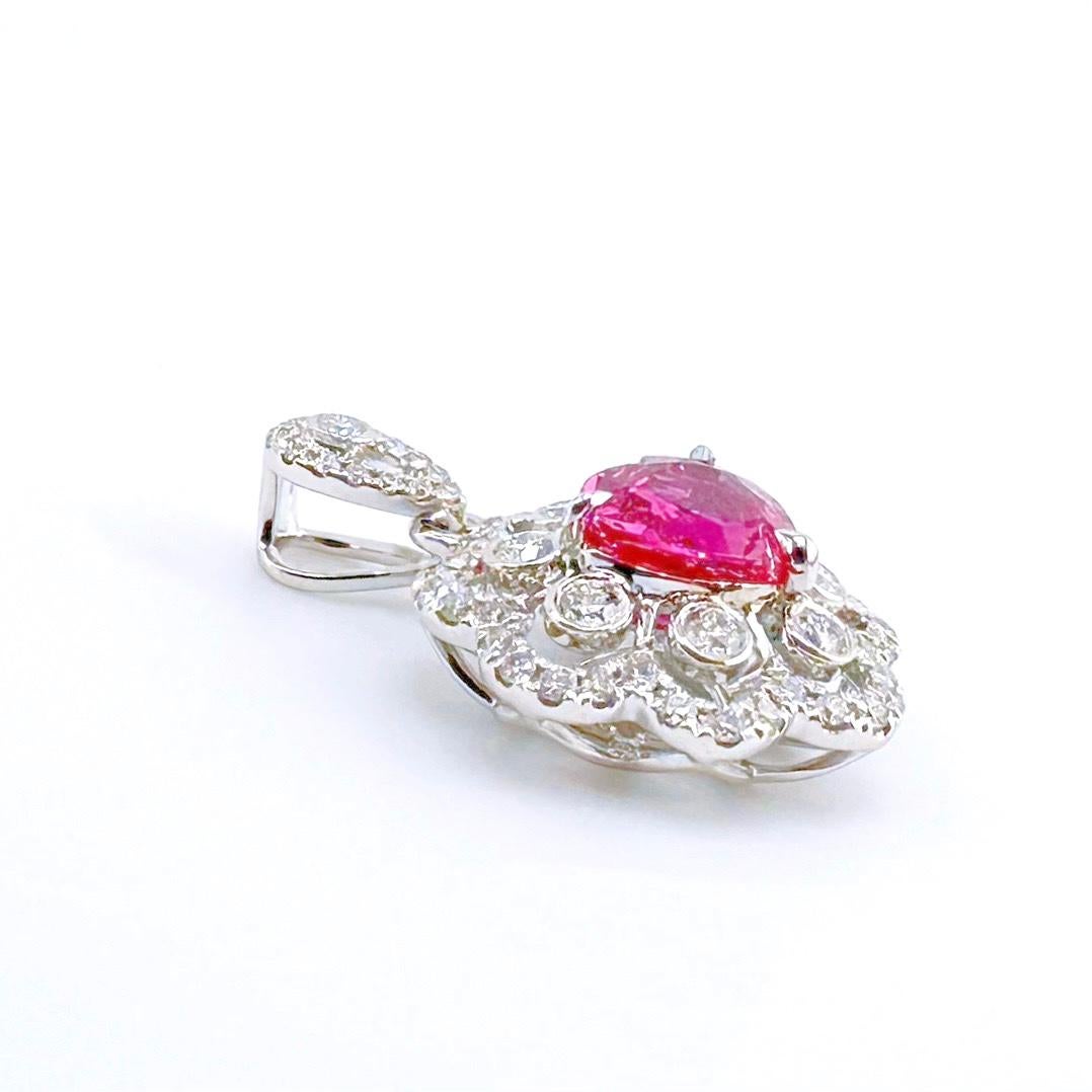 Modern GRC Certified 1.10 CT Unheated Ruby 18K Gold Pendant with Diamonds For Sale