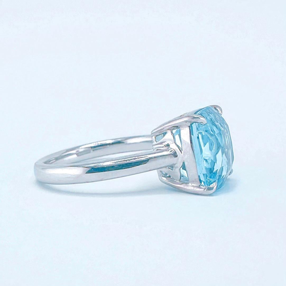 GRC zertifizierter 4,37 CT intensiver blauer Aquamarinring (Moderne) im Angebot