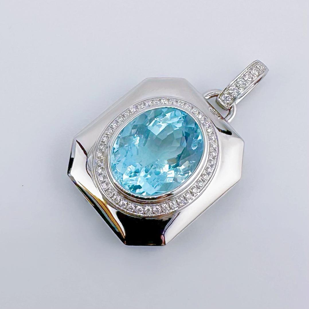 Colgante de diamantes de oro blanco de 18 quilates con aguamarina Santa María certificada GRC en venta 1