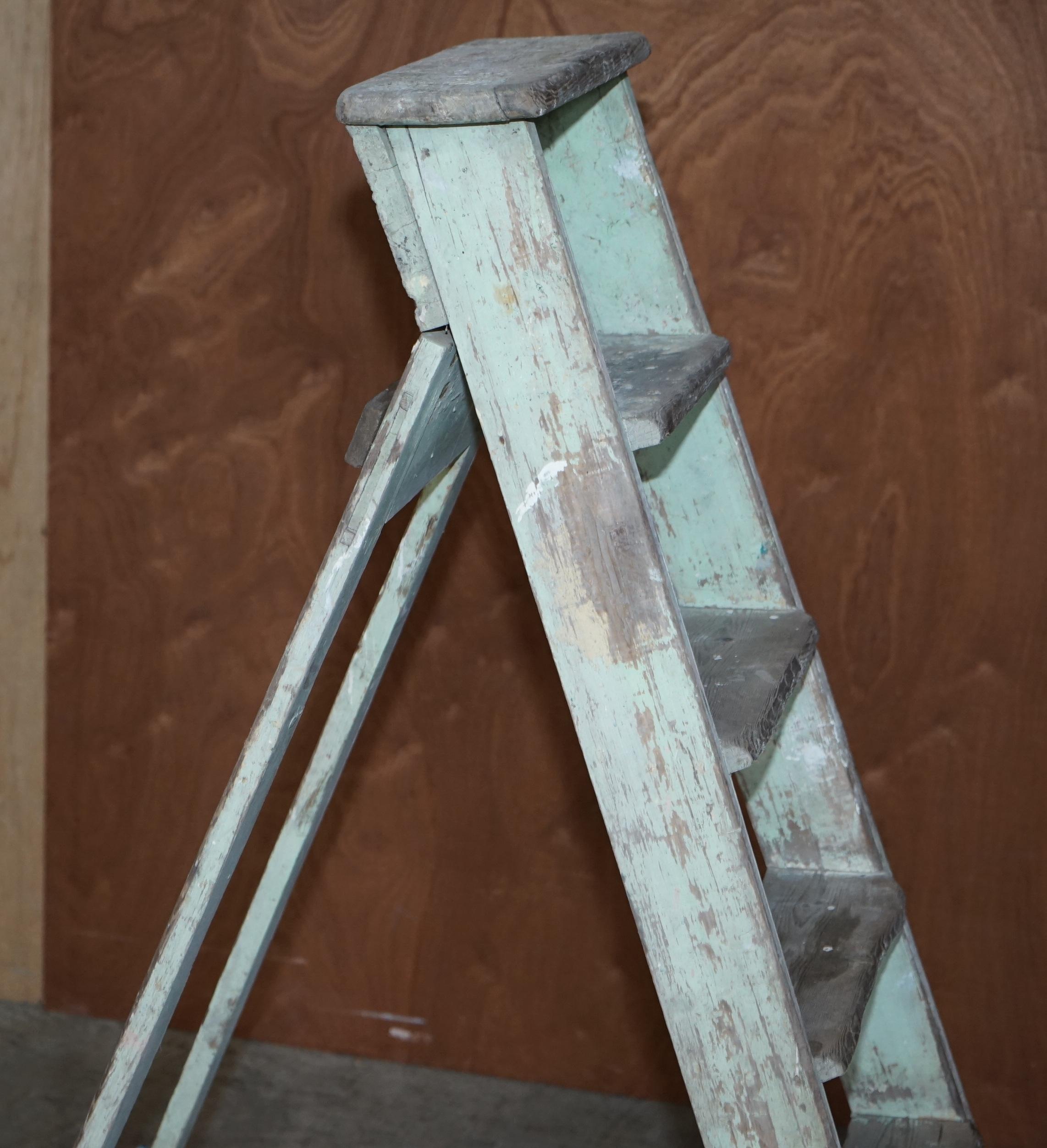 Grdc Stamped Pitch Pine circa 1920's Original Aqua Green Paint Decorators Ladder For Sale 6