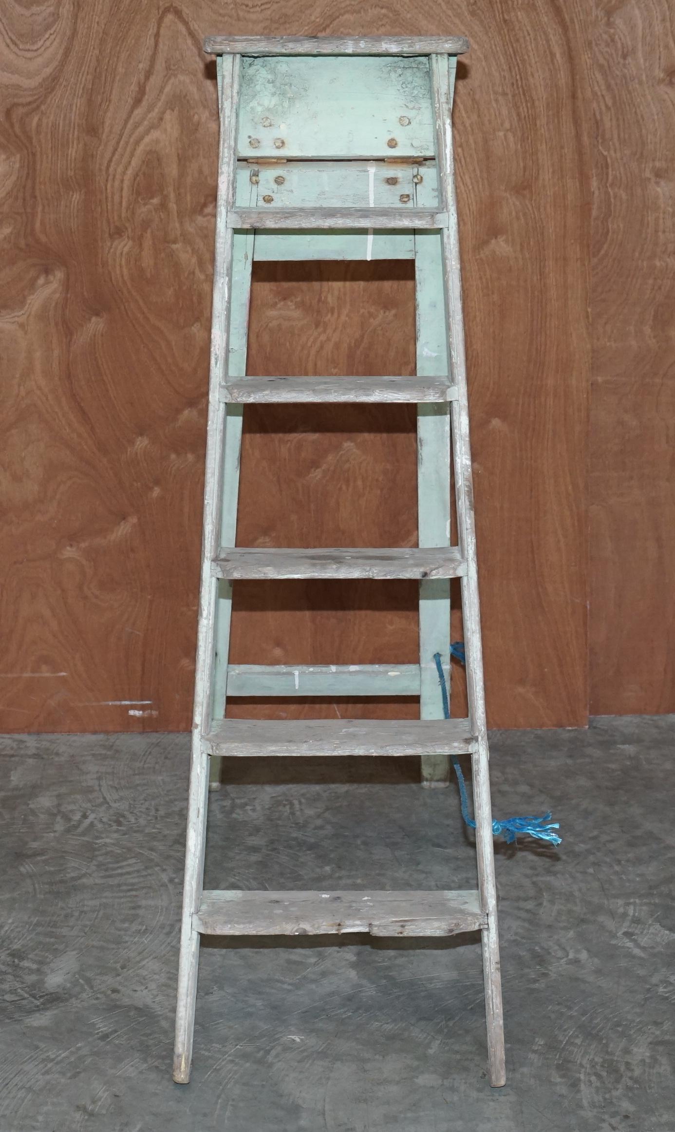 We are delighted to offer this lovely original circa 1910-1920 pine painted library steps or ladder which is stamped G.R.D.C

A good looking and decorative piece, originally made for estate decorators, I'm not sure what the stamps relate to, GR is