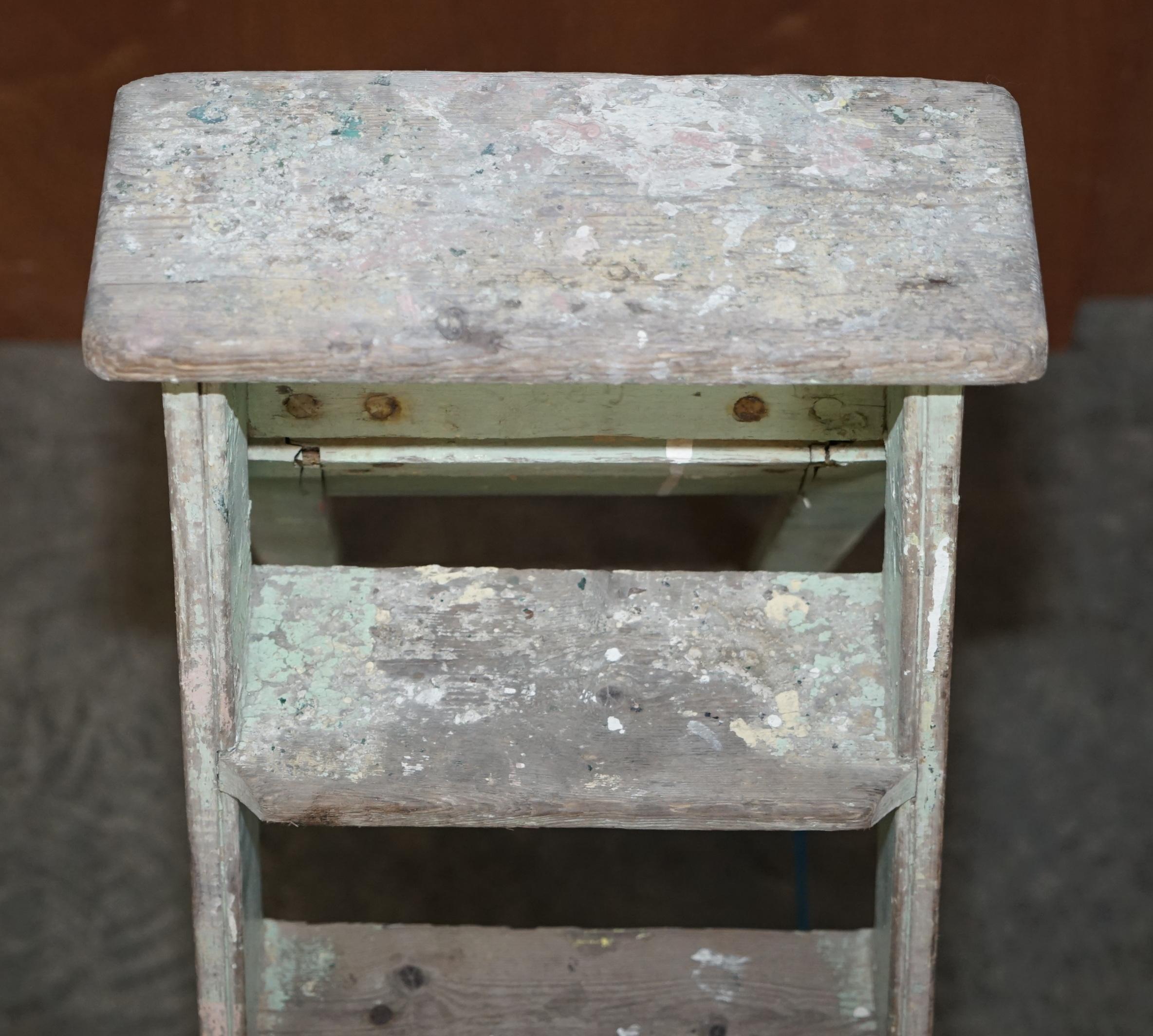 Edwardian Grdc Stamped Pitch Pine circa 1920's Original Aqua Green Paint Decorators Ladder For Sale