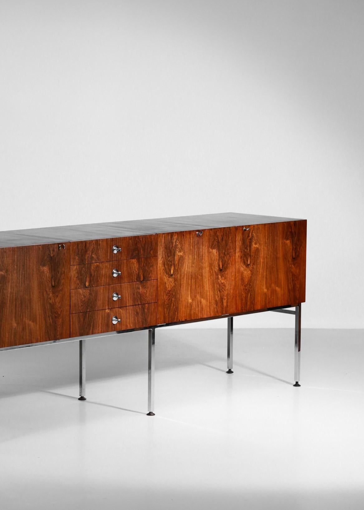 Great Alain Richard Large Sideboard of 1960s for Meuble TV French Design 1960 For Sale 2