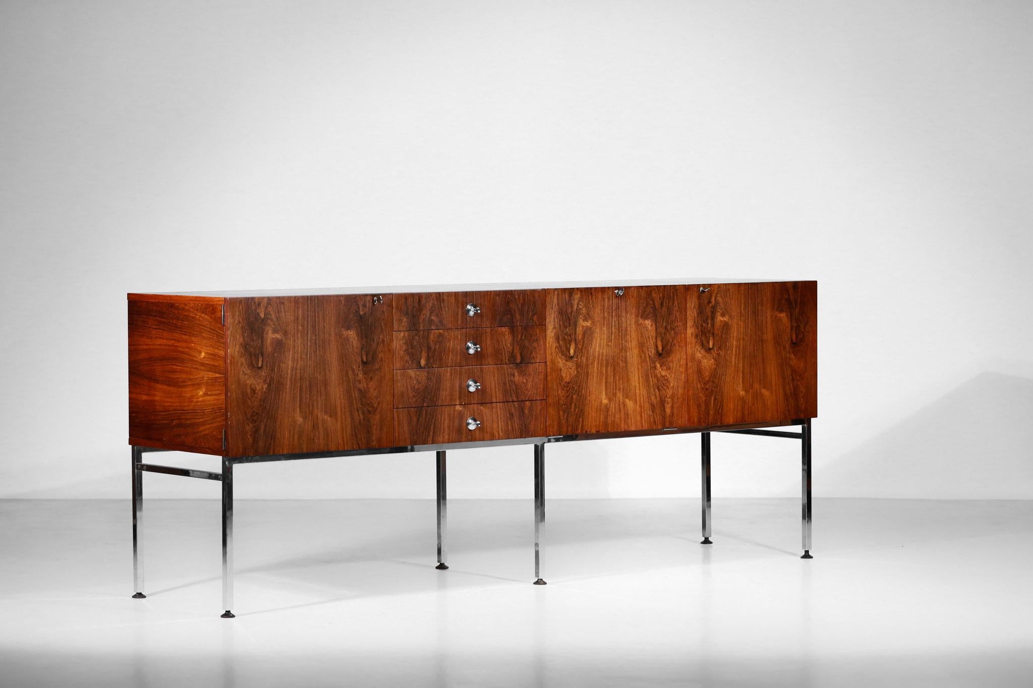 Great Alain Richard Large Sideboard of 1960s for Meuble TV French Design 1960 For Sale 3