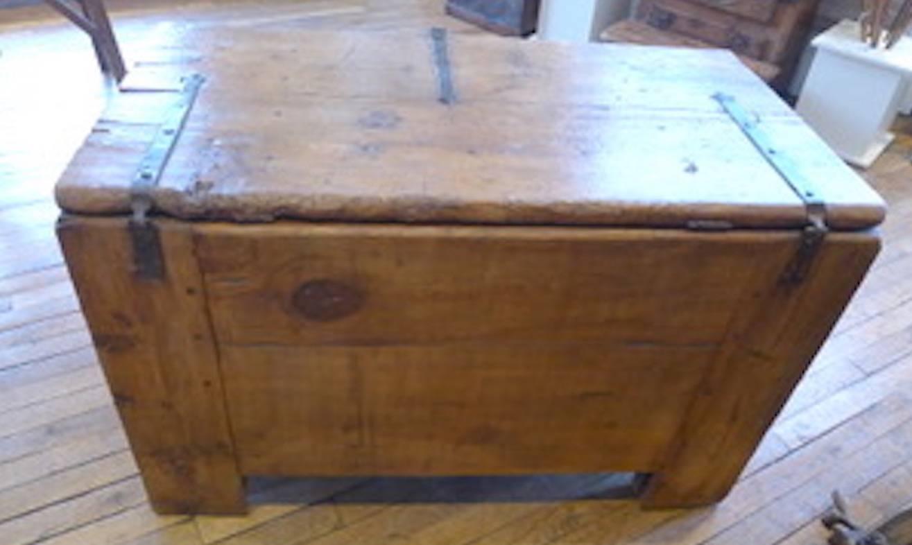 Pine Great Alpine Chest, 18th century For Sale