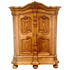 Great Baroque Cabinet Made of Fine Oak Rhineland, circa 1730