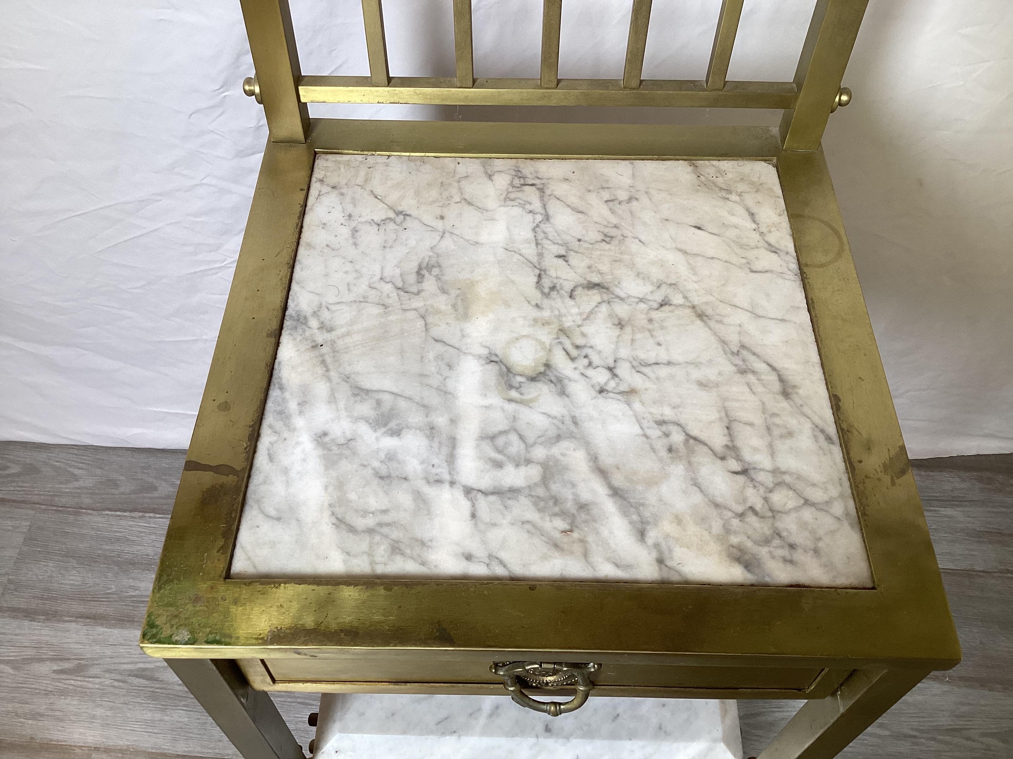 Espagnol Great Rafael Garcid Brass and Marble Side Table Stand en vente