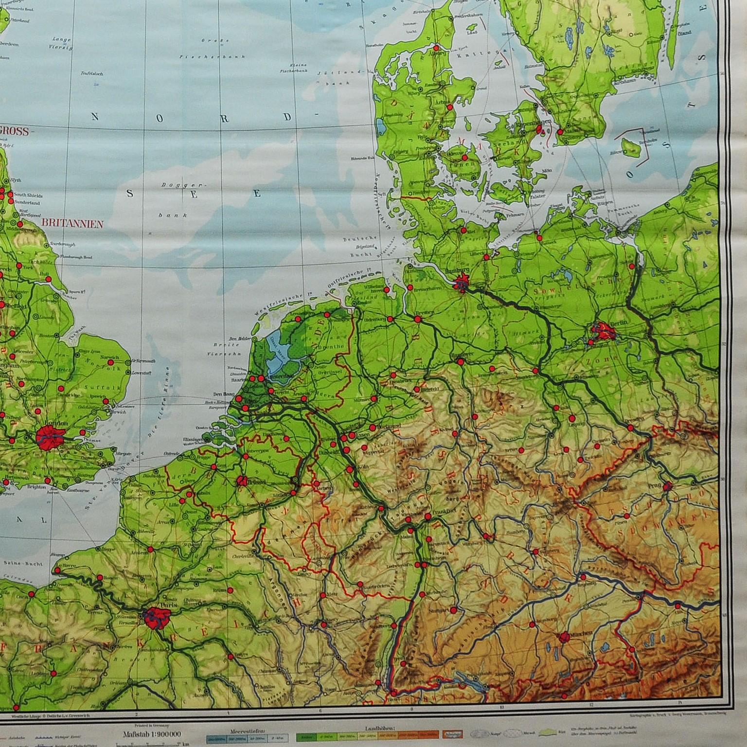 Wandkarte aus Großbritannien, Skandinavien, Nordfrankreich, Niederlande, Deutschland (Ende des 20. Jahrhunderts) im Angebot