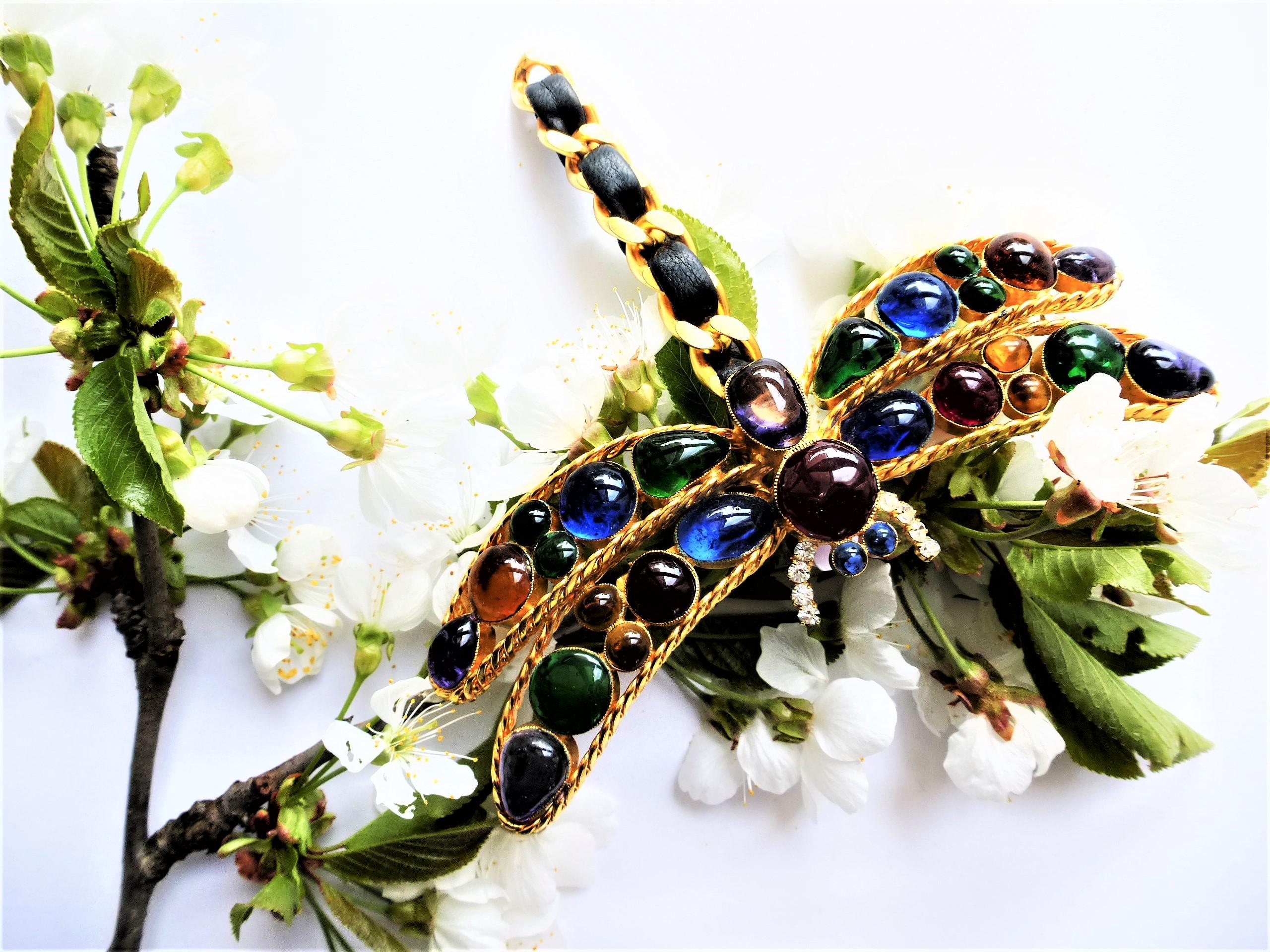 Great Chanel dragonfly brooch from Gripoix 70 / 80's gold-plated For Sale 1