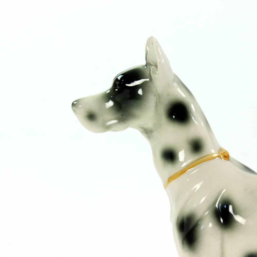 Great Dane Porcelain Sculpture, Hertwig & Co, Germany, circa 1940 In Good Condition In Zohor, SK