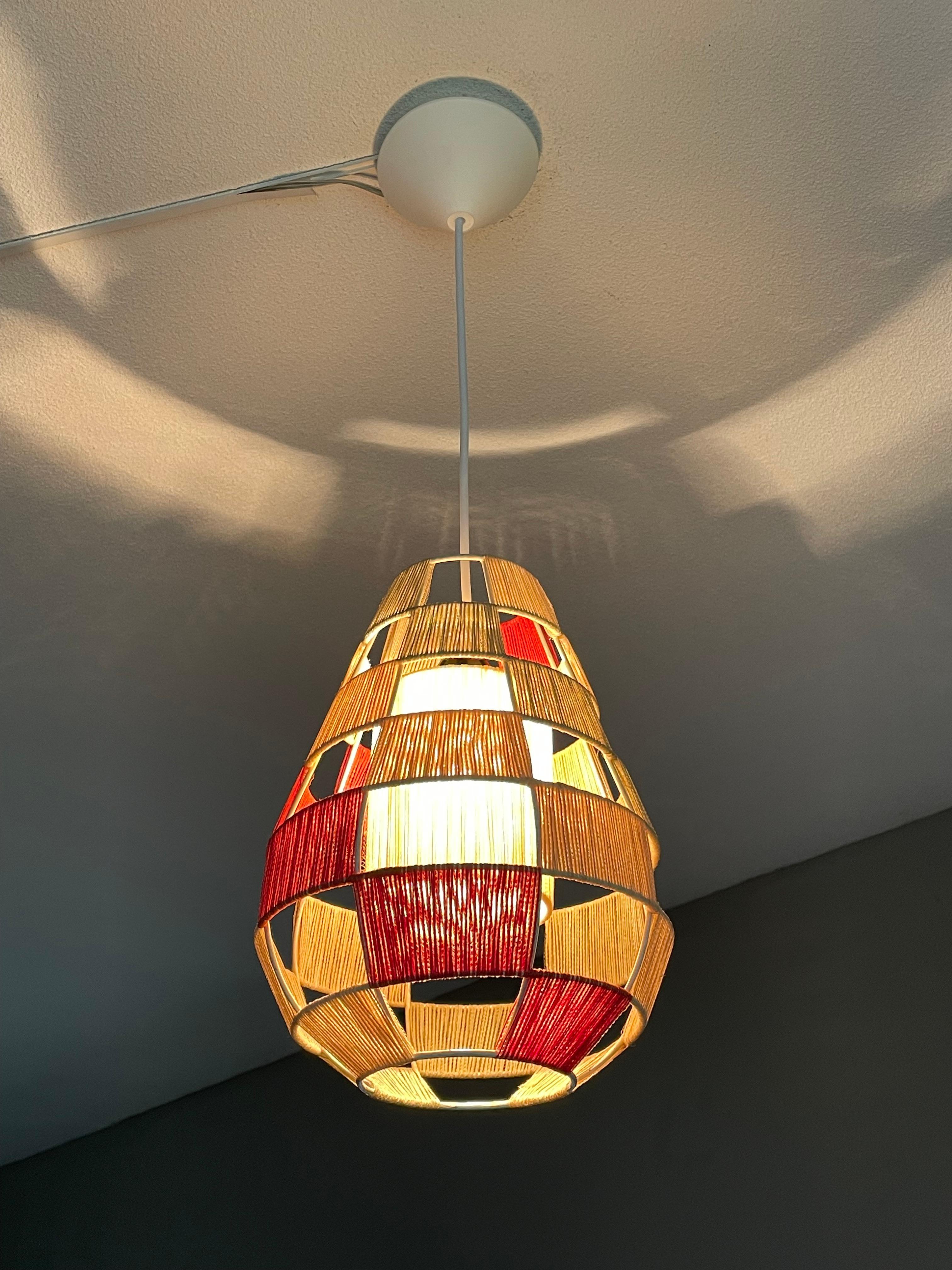 Great Design Midcentury Modern Metallrahmen-Pendelleuchte mit Metallrahmen w. Baumwollgarn-Farben 7