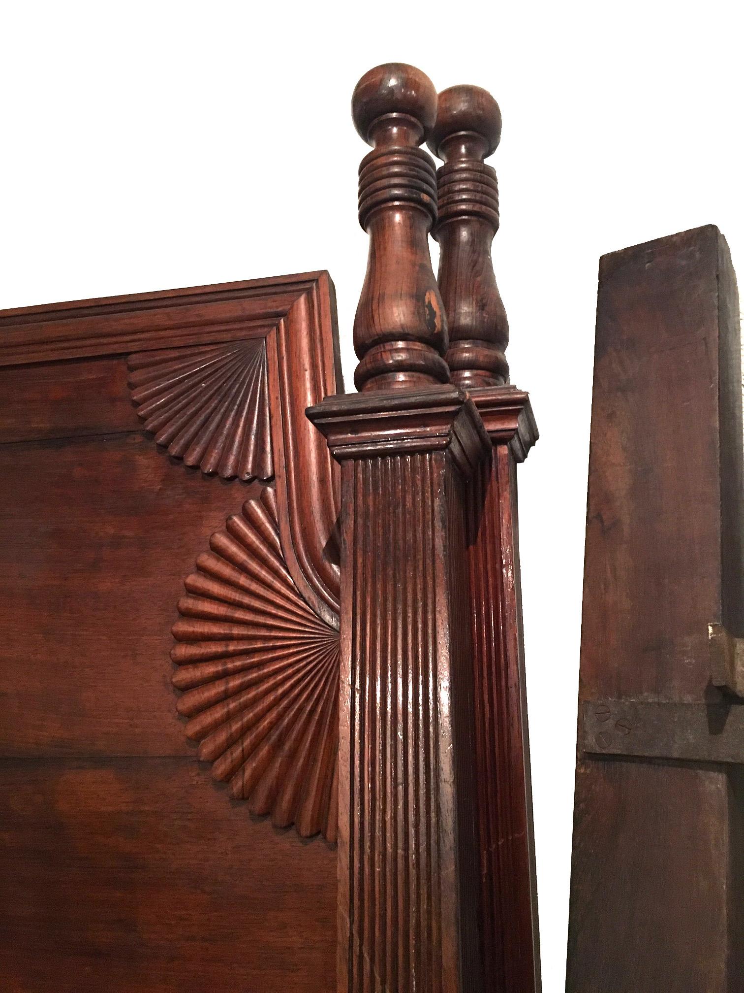 Hand-Carved Great Early 19th Century American Federal Four Poster Bed and Nightstand For Sale