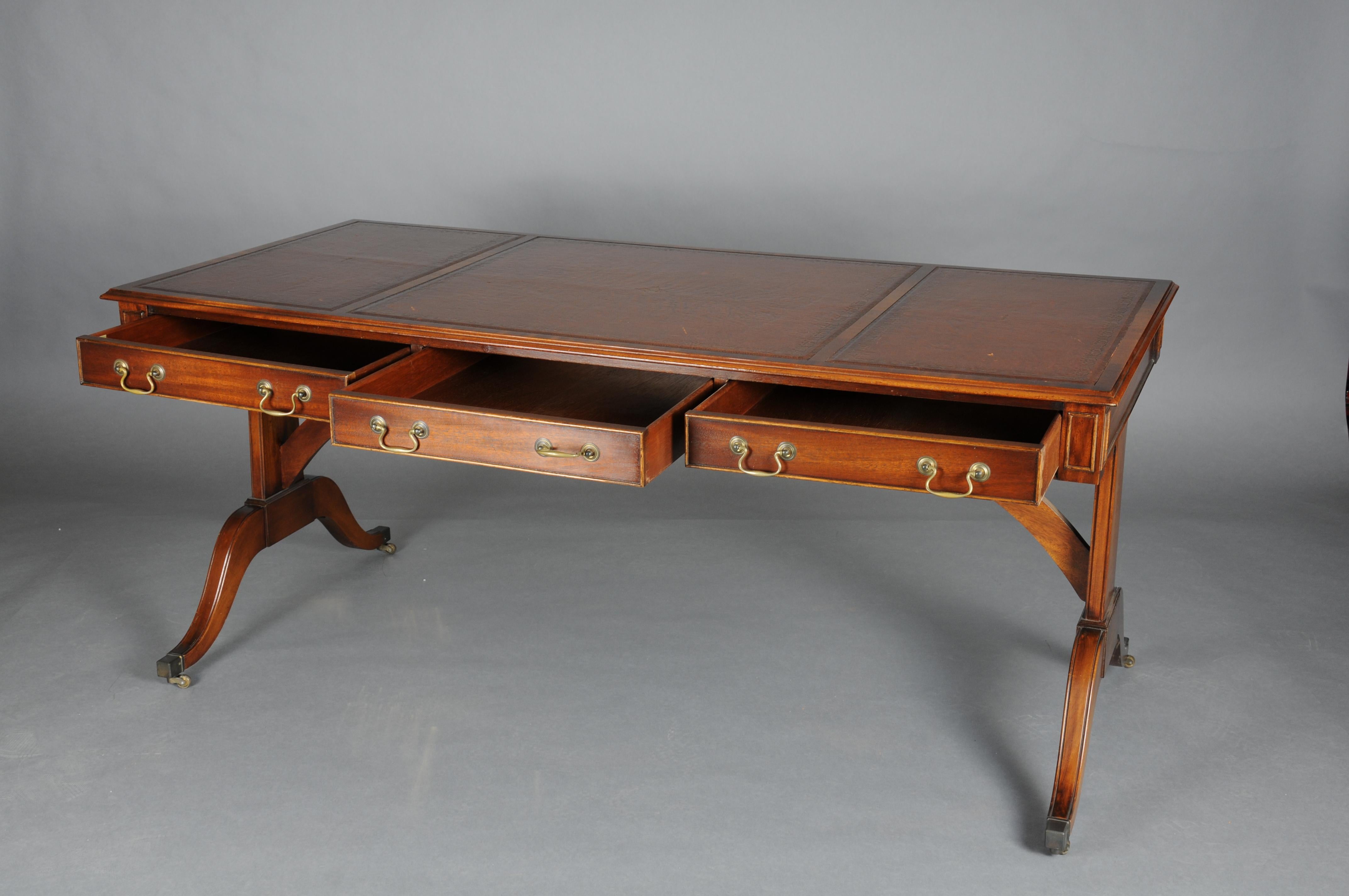 Great English Partner Desk/Writing Desk 20th Century, Mahogany For Sale 4