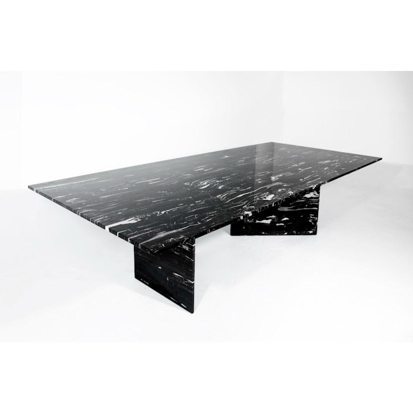 Great expectations dining table by Claste.
Dimensions: D 137.2 x W 289.5 x H 73.7 cm.
Material: Marble.
Weight: 443 kg.

Since 2017 Quinlan Osborne has cultivated an aesthetic in his work that is rooted in the passion for contemporary design he