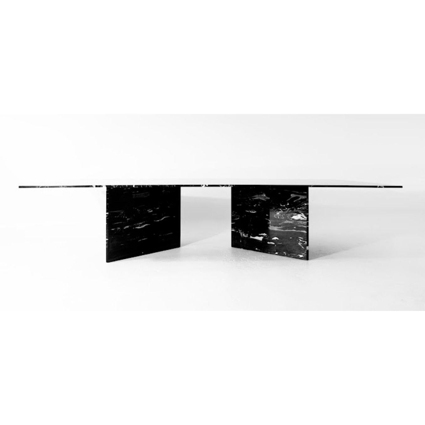 Great Expectations Dining Table by Claste In New Condition In Geneve, CH