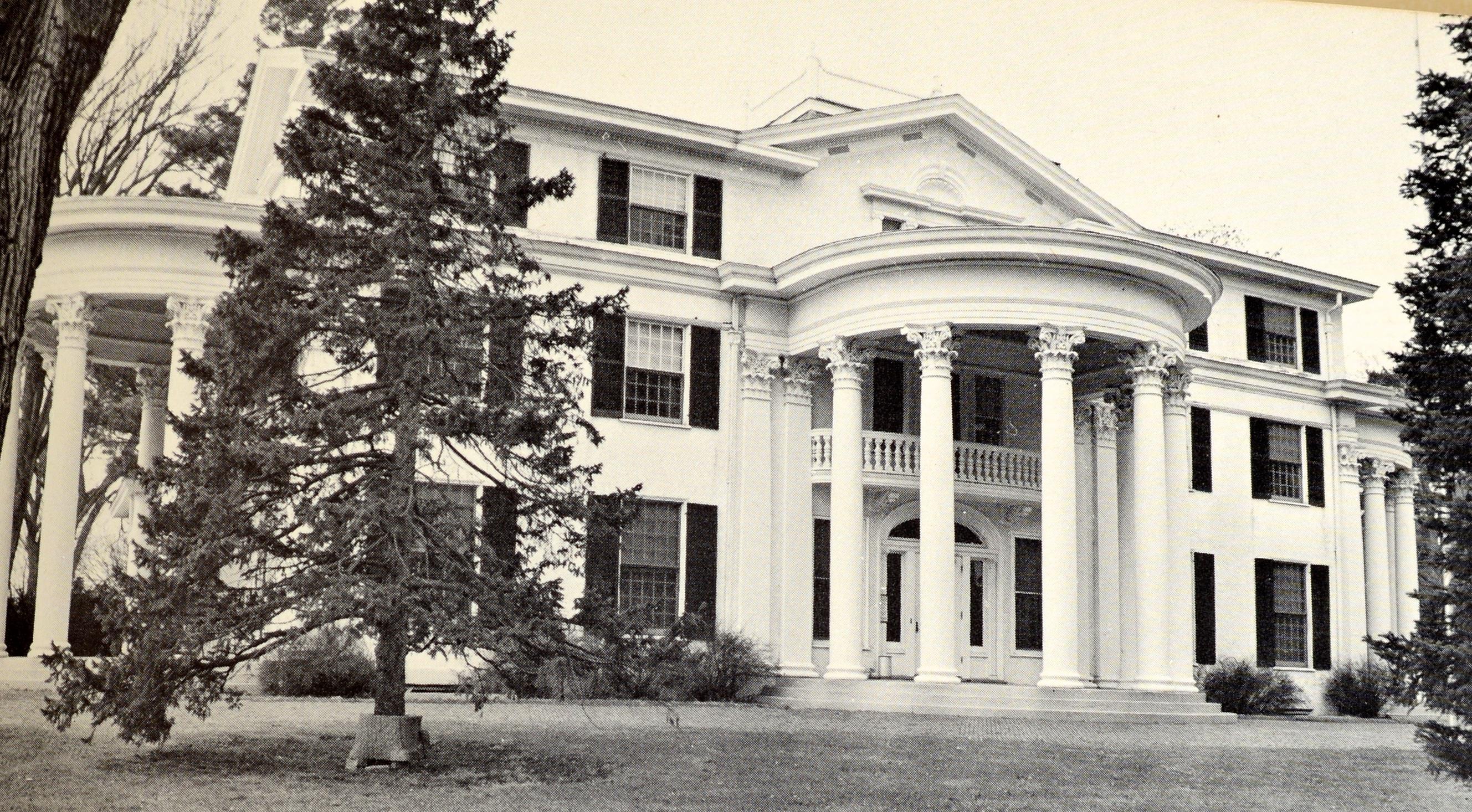 Great Historic Houses of America by Phyllis Lee Levin, 1st Ed 4