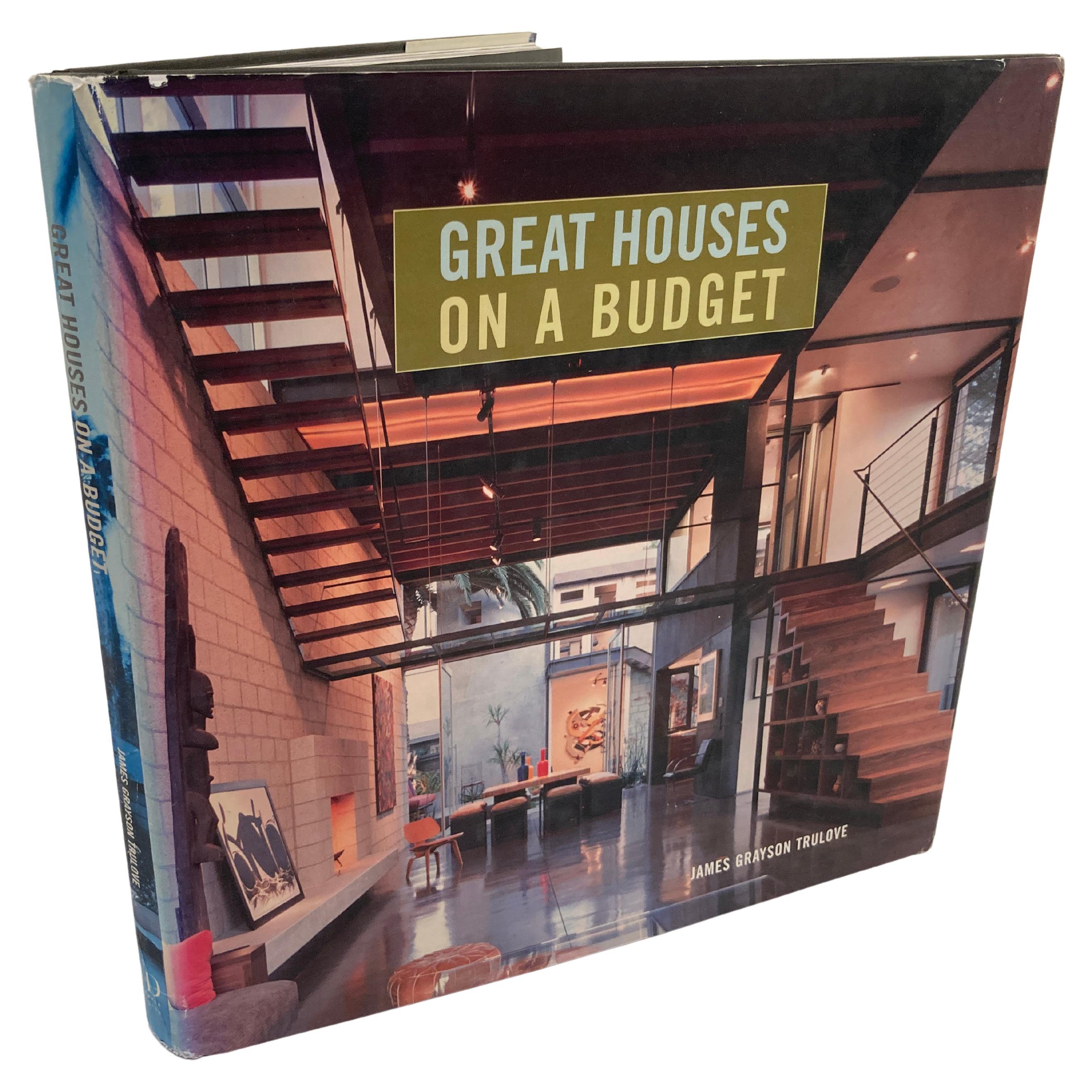 Livre à couverture rigide « Great Houses on a Budget » de Trulove, James Grayson en vente