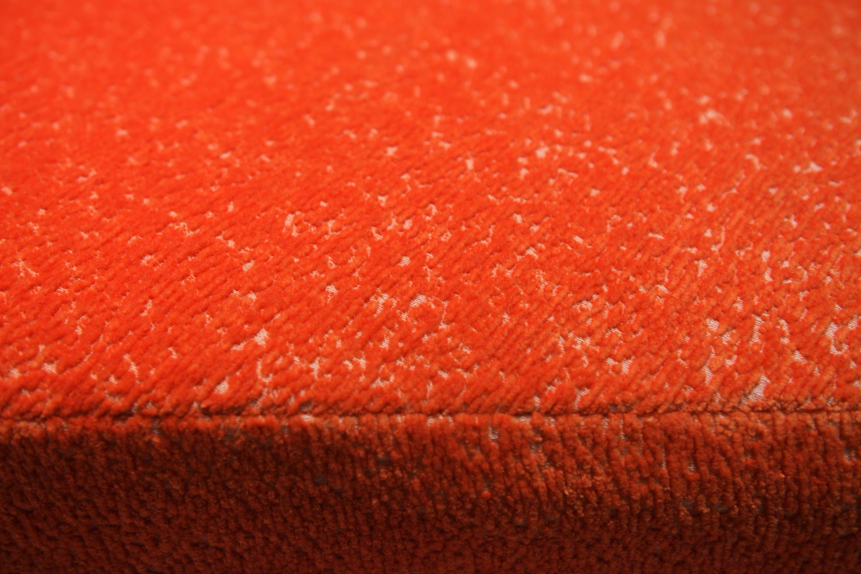 Gran sofá modular italiano On The Rocks en naranja de Francesco Binfaré para EDRA en Bueno estado para la venta en Buggenhout, Oost-Vlaanderen