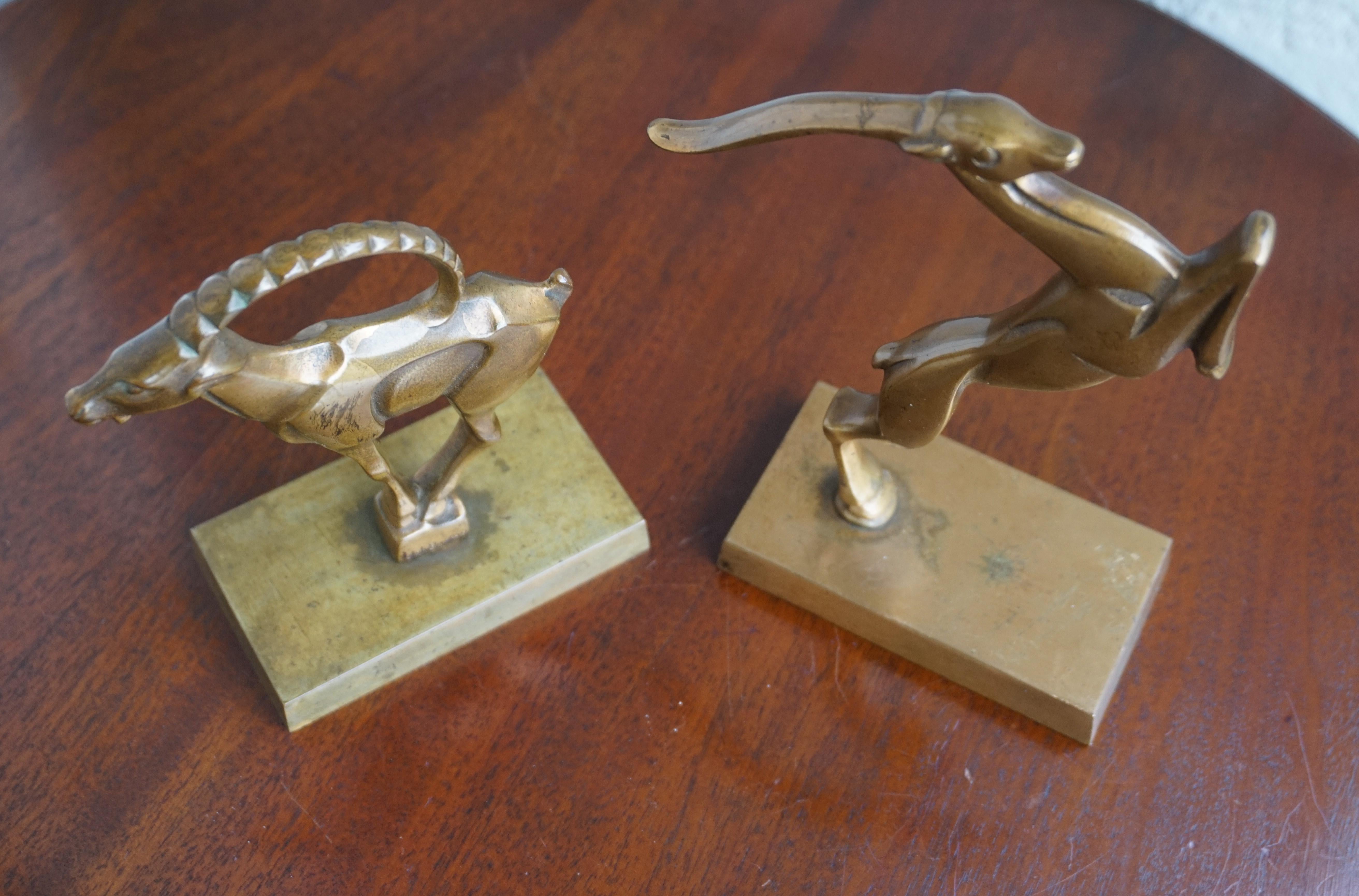 Great Looking Art Deco Pair of Stylized Bronze Animal Bookends by Johannes Bosma 11