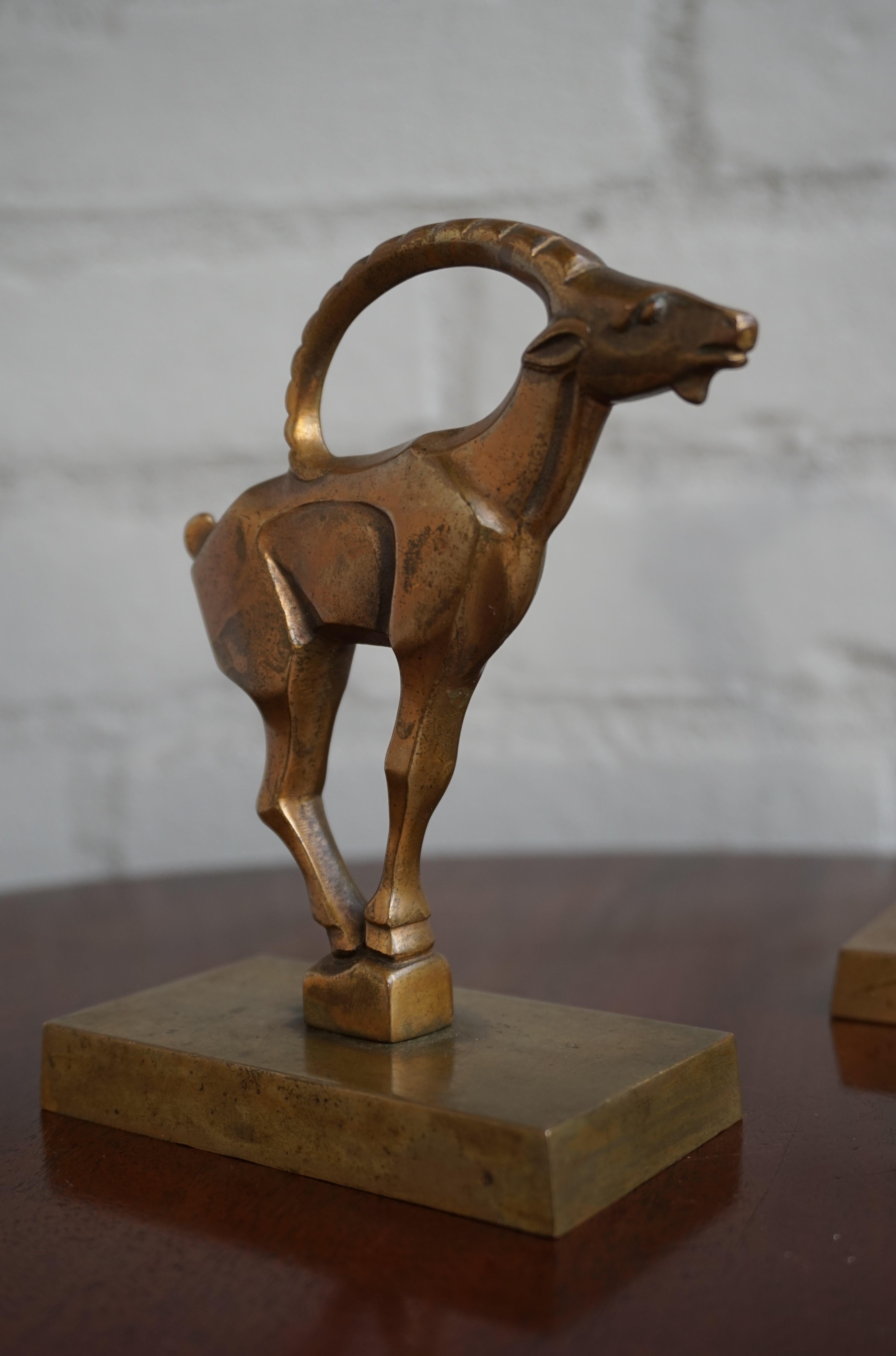 20th Century Great Looking Art Deco Pair of Stylized Bronze Animal Bookends by Johannes Bosma