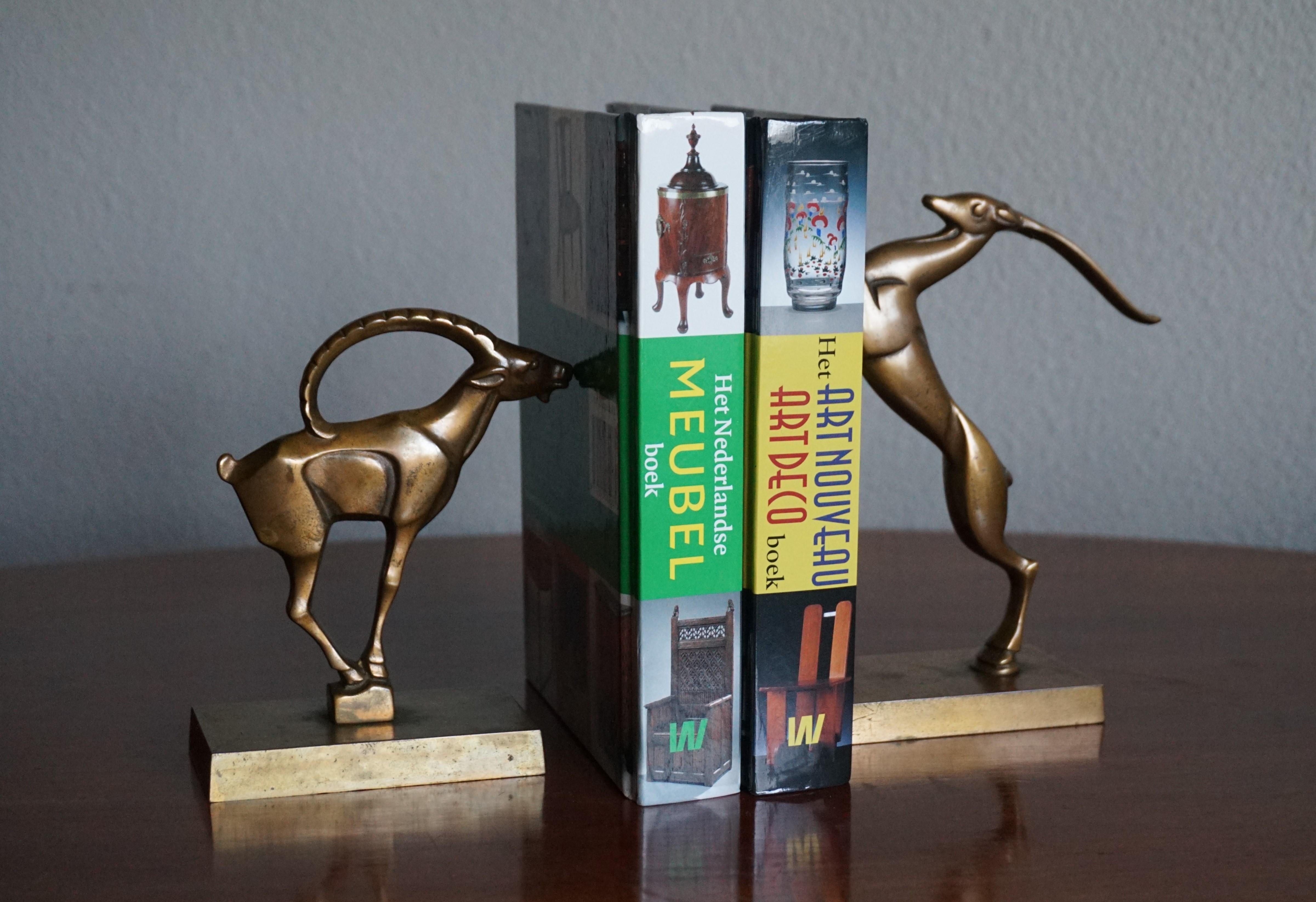 Great Looking Art Deco Pair of Stylized Bronze Animal Bookends by Johannes Bosma 2