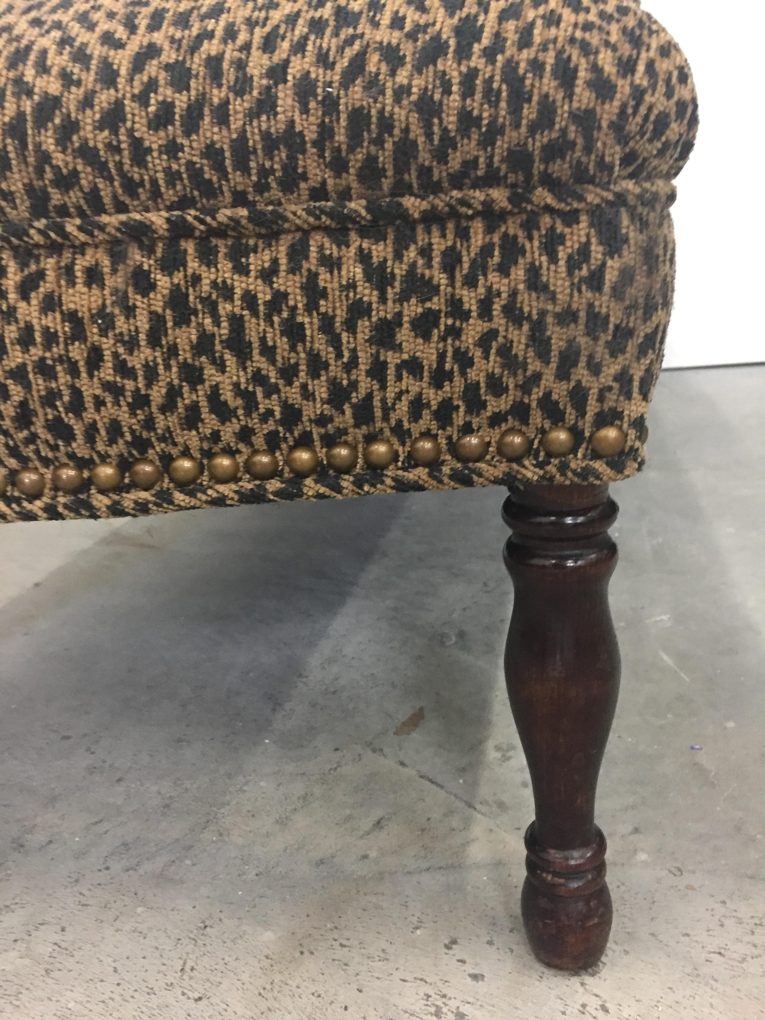 Great Looking Faux Leopard Vintage Chaise Lounge In Excellent Condition In Hopewell, NJ