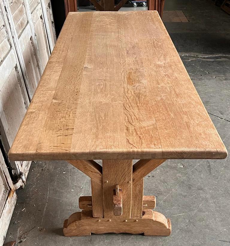 Great Looking French Oak Farmhouse Dining Table For Sale 6