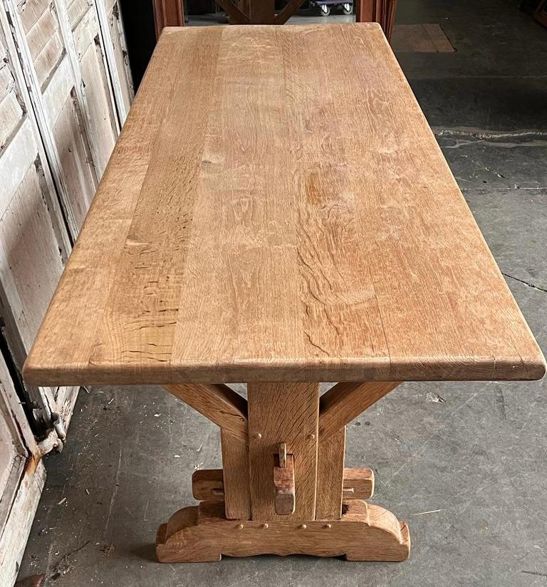 Great Looking French Oak Farmhouse Dining Table For Sale 7