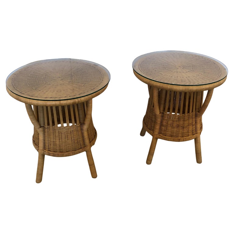 Great Looking Pair of Round Wicker End Tables For Sale at 1stDibs