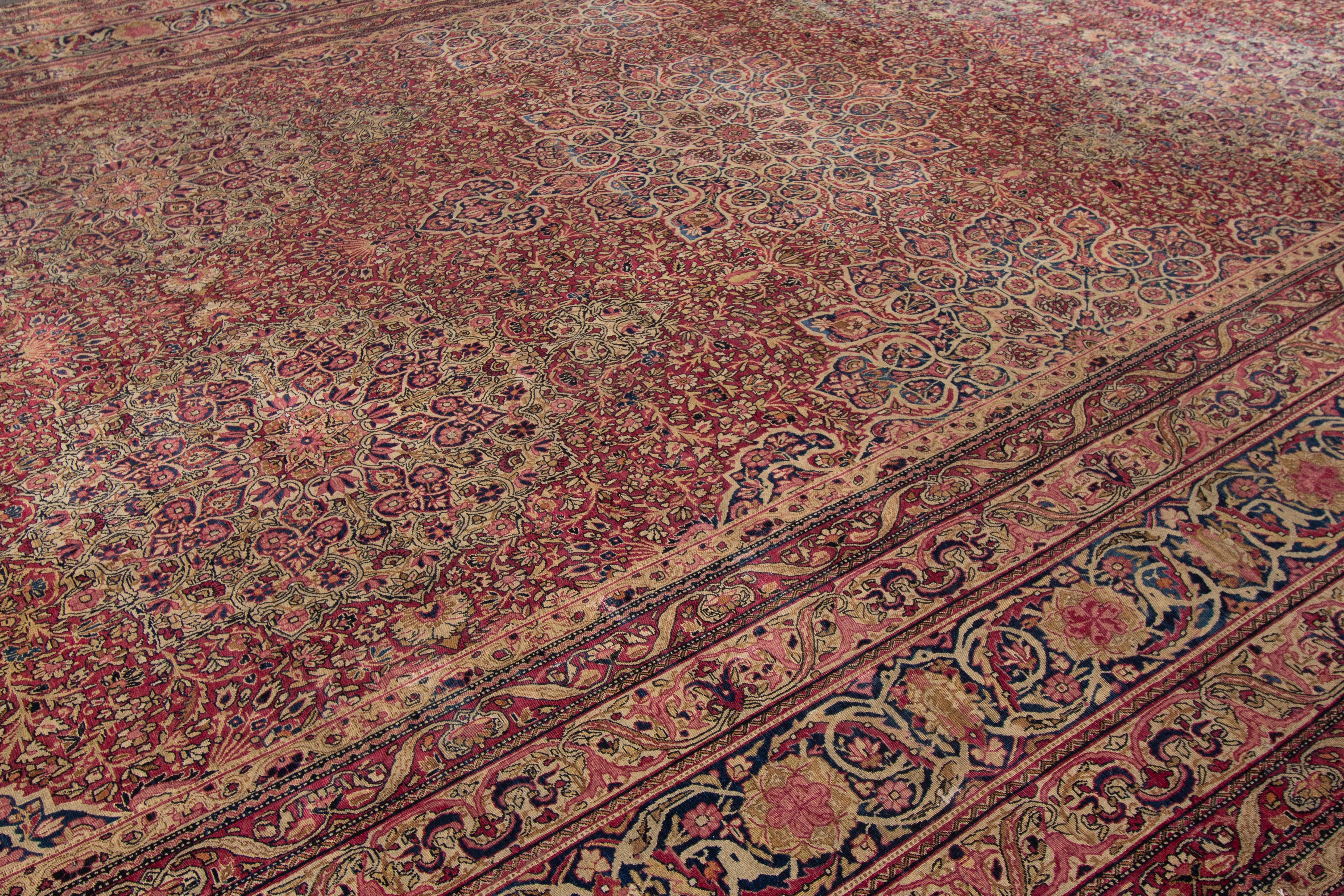 Tapis persan ancien Kerman du 19ème siècle à l'allure superbe en vente 4