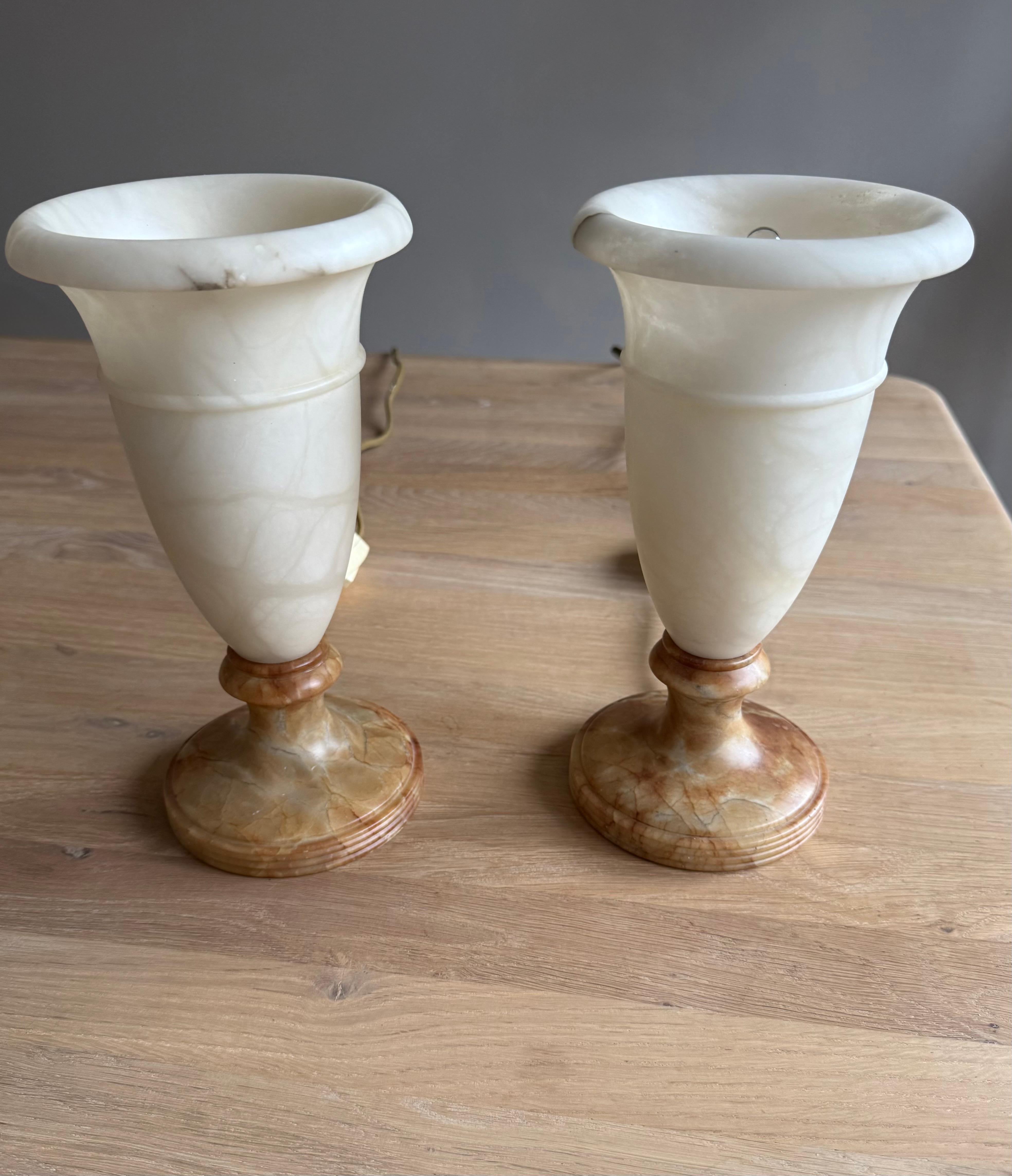 Great Looking & Rare Design Pair of Timeless Alabaster Round Table Lamps, 1970s For Sale 7