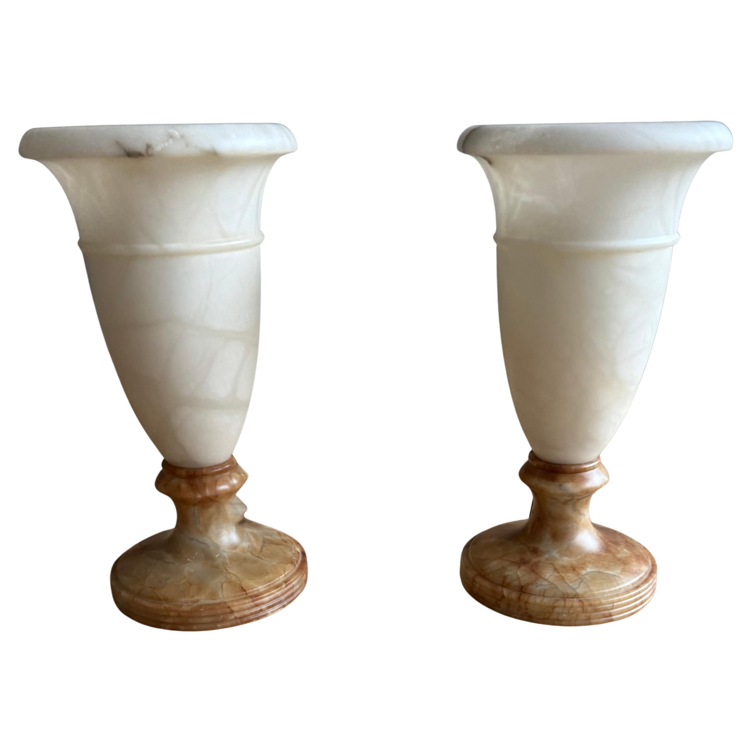 Great Looking & Rare Design Pair of Timeless Alabaster Round Table Lamps, 1970s For Sale