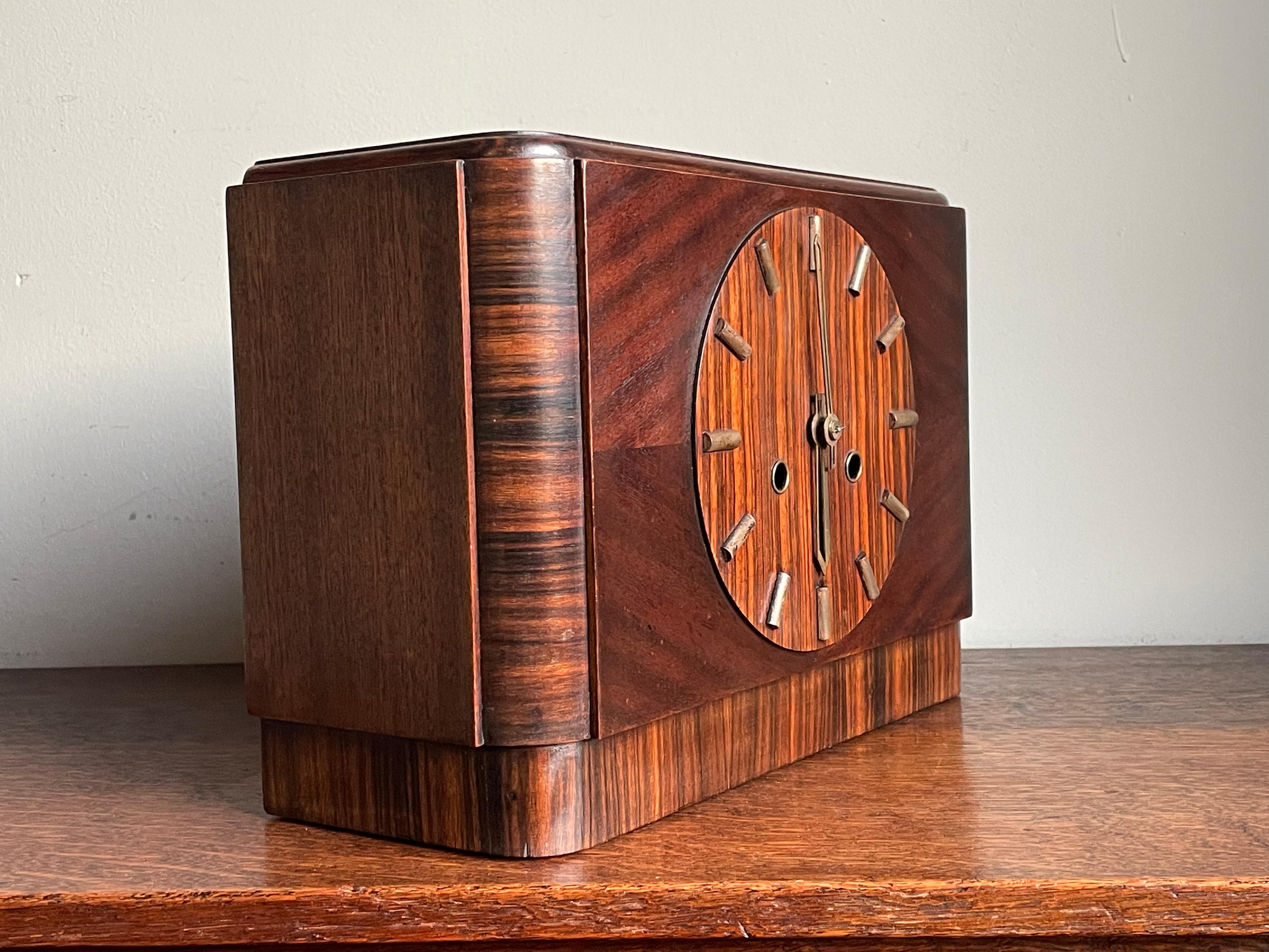 Great Looking & 'Timeless' Bauhaus meets Amsterdam School Mantel / Desk Clock In Good Condition In Lisse, NL