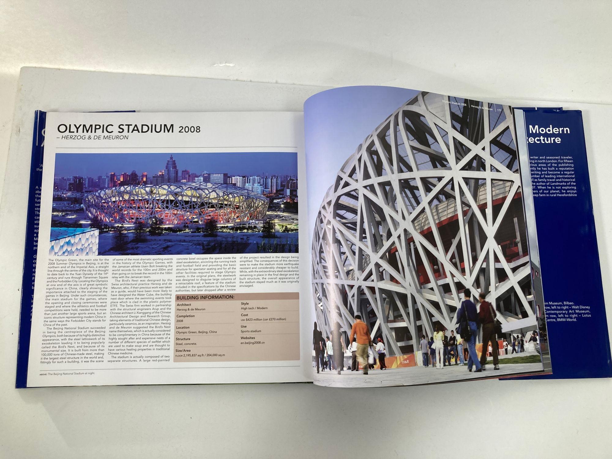 Great Modern Architecture: the World's Most Spectacular Buildings Hardcover Book For Sale 11