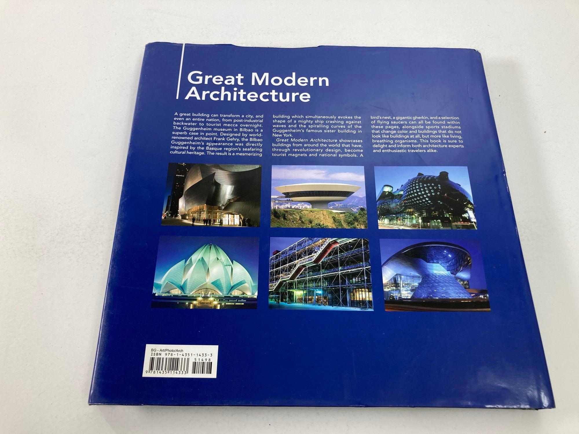 Great Modern Architecture: the World's Most Spectacular Buildings Hardcover Book In Good Condition For Sale In North Hollywood, CA