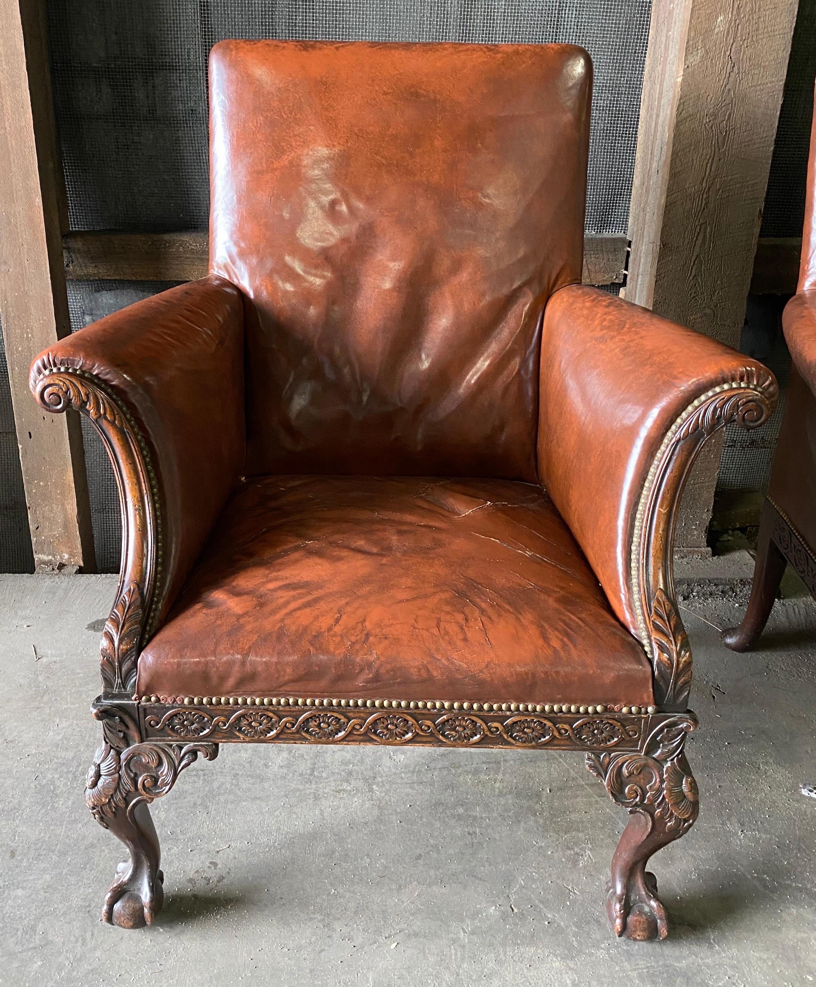 Great Pair of 19th Century English Mahogany and Leather Armchairs In Good Condition In Charleston, SC