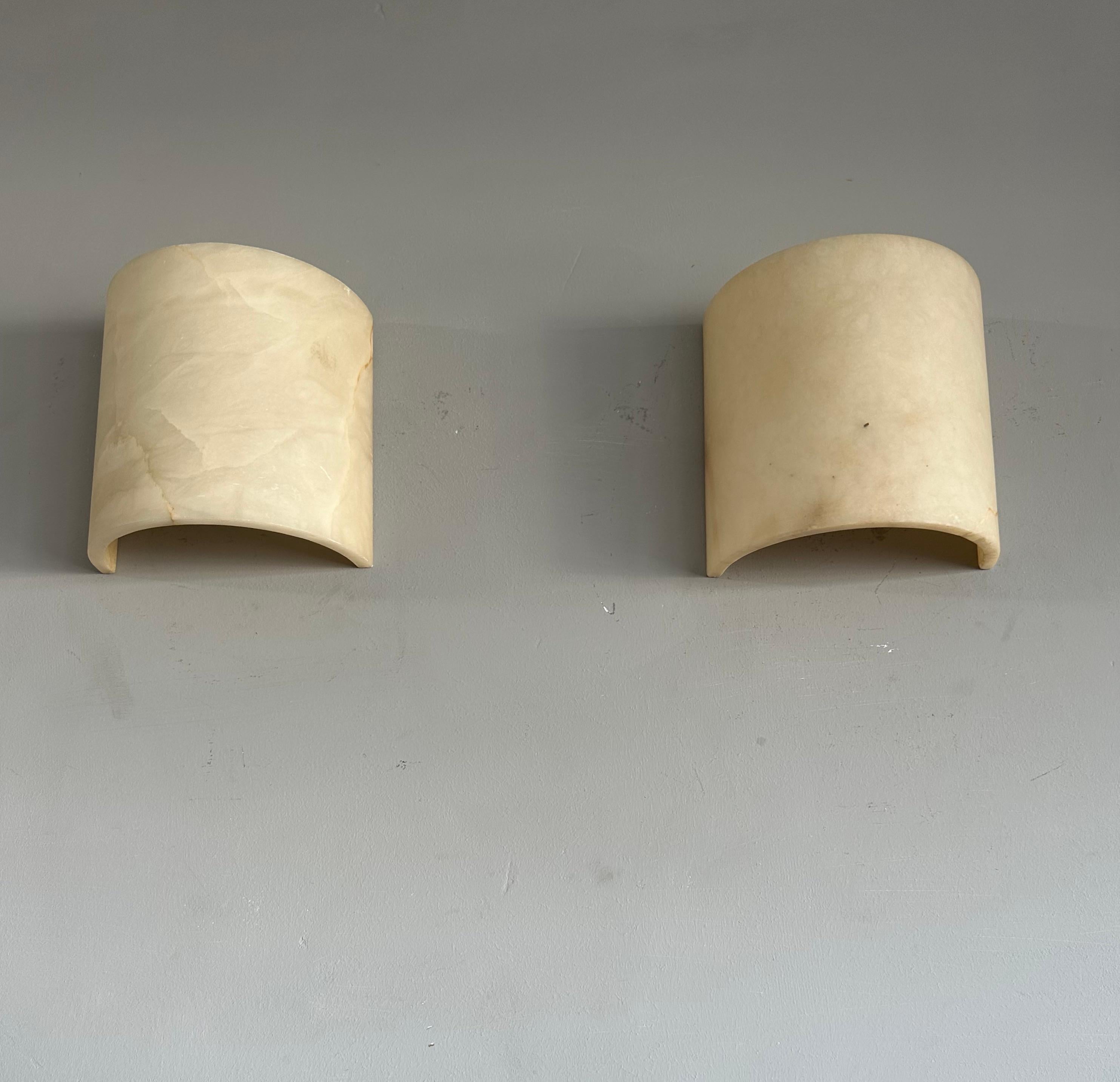 Great Pair of Art Deco Style Alabaster Up & Down Light Wall Sconces / Fixtures (Metall) im Angebot
